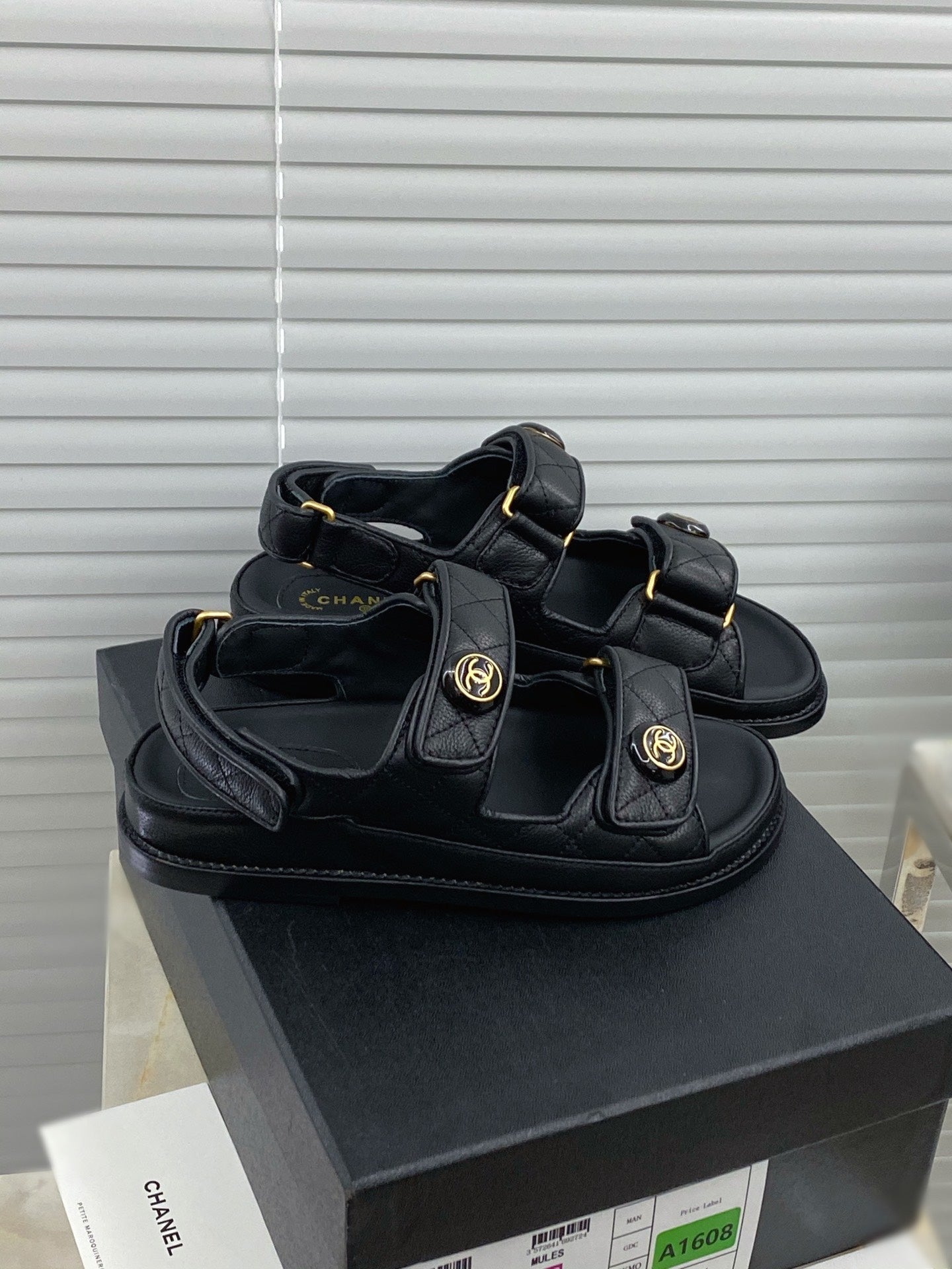 Luxury Shoes Sandals - CHL - 1001