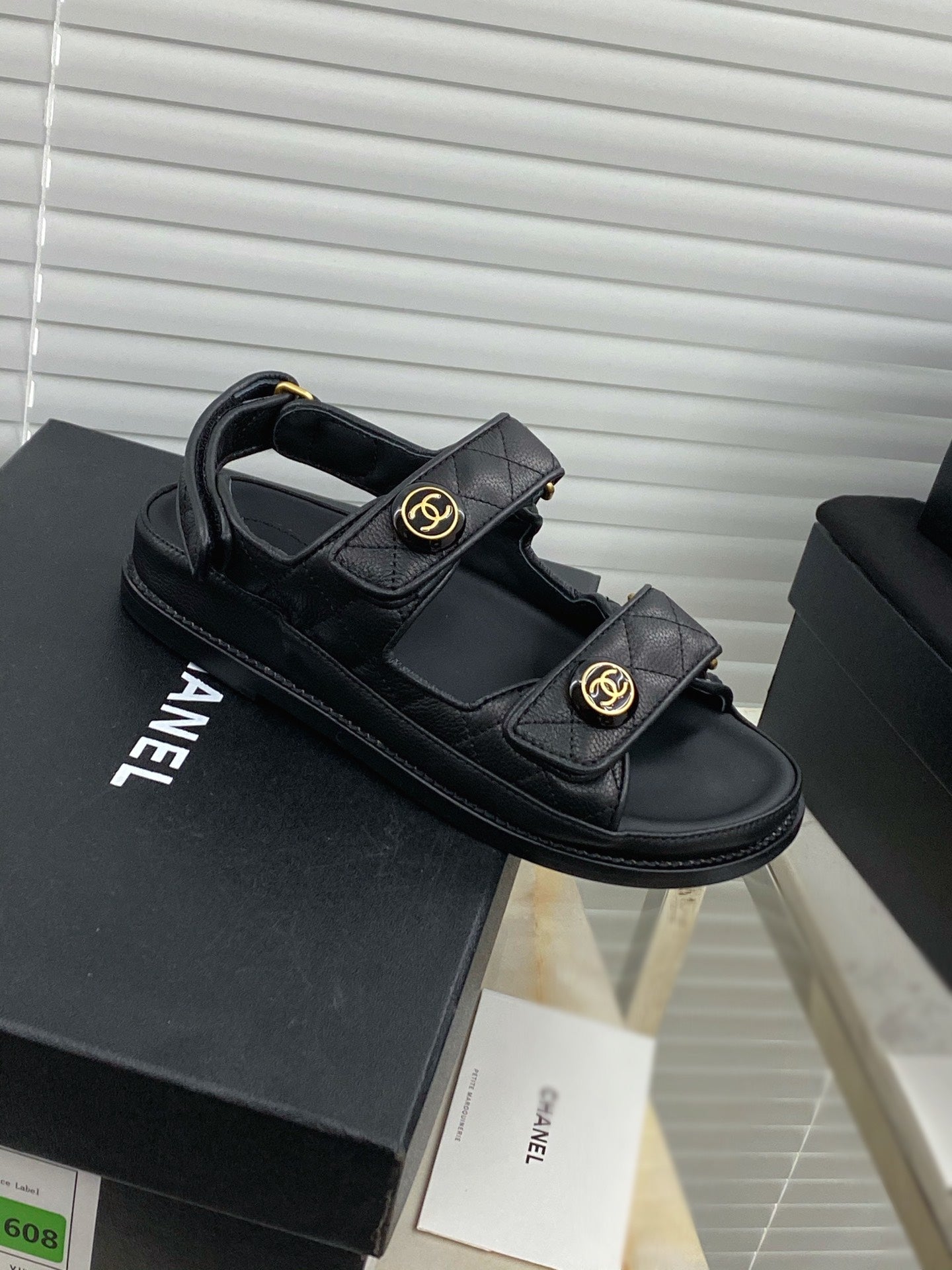 Luxury Shoes Sandals - CHL - 1001