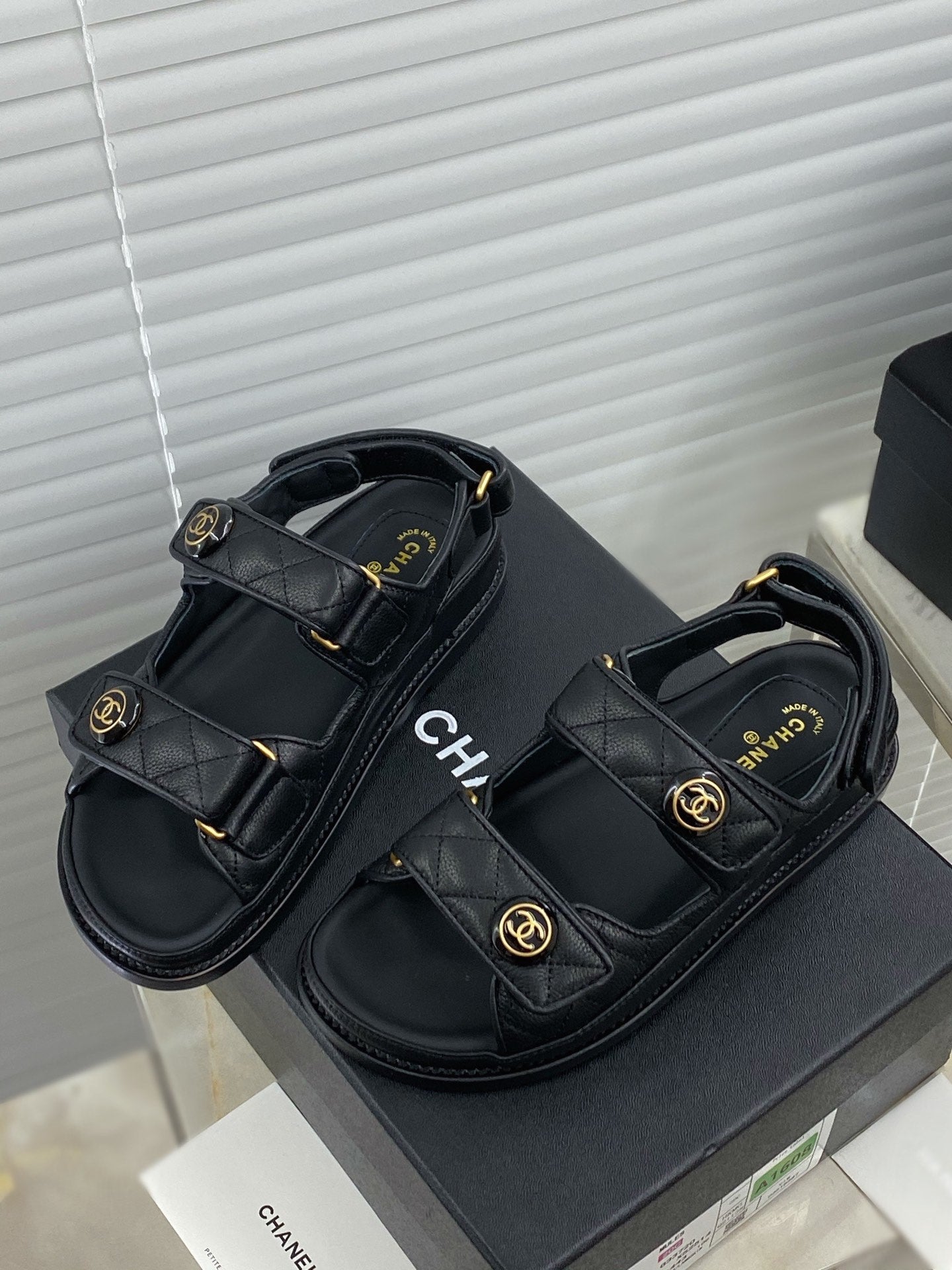 Luxury Shoes Sandals - CHL - 1001