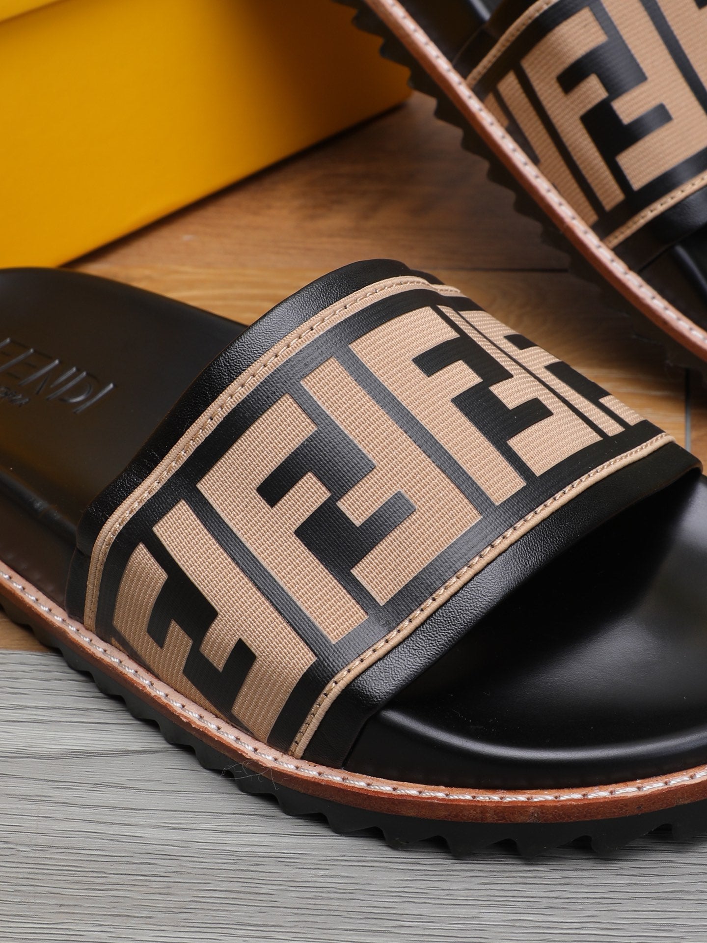 Luxury Shoes - FED - 532