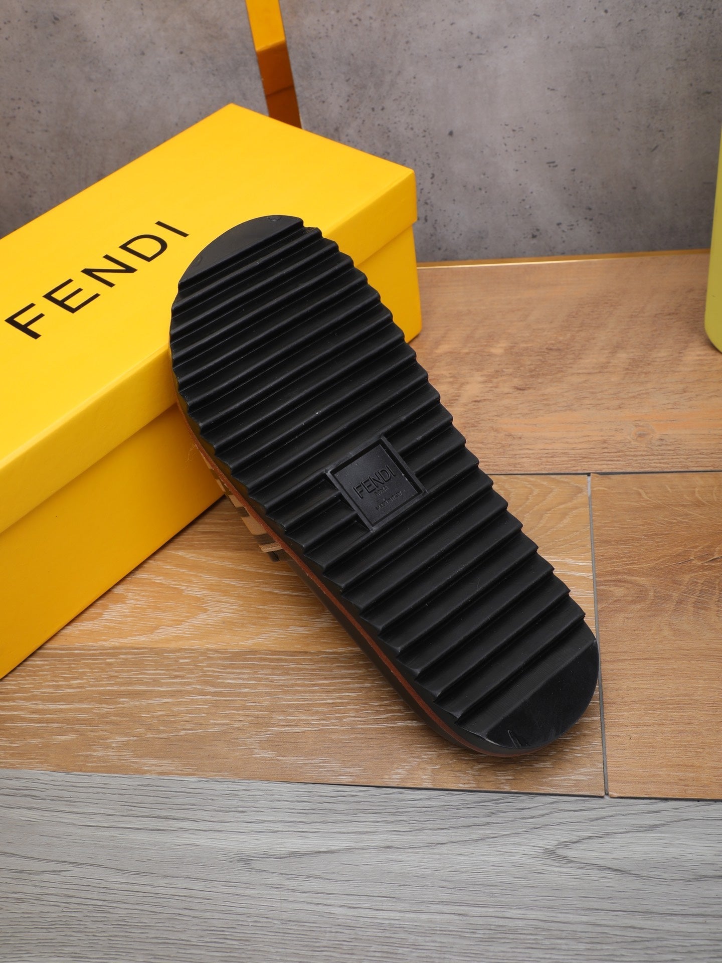 Luxury Shoes - FED - 532