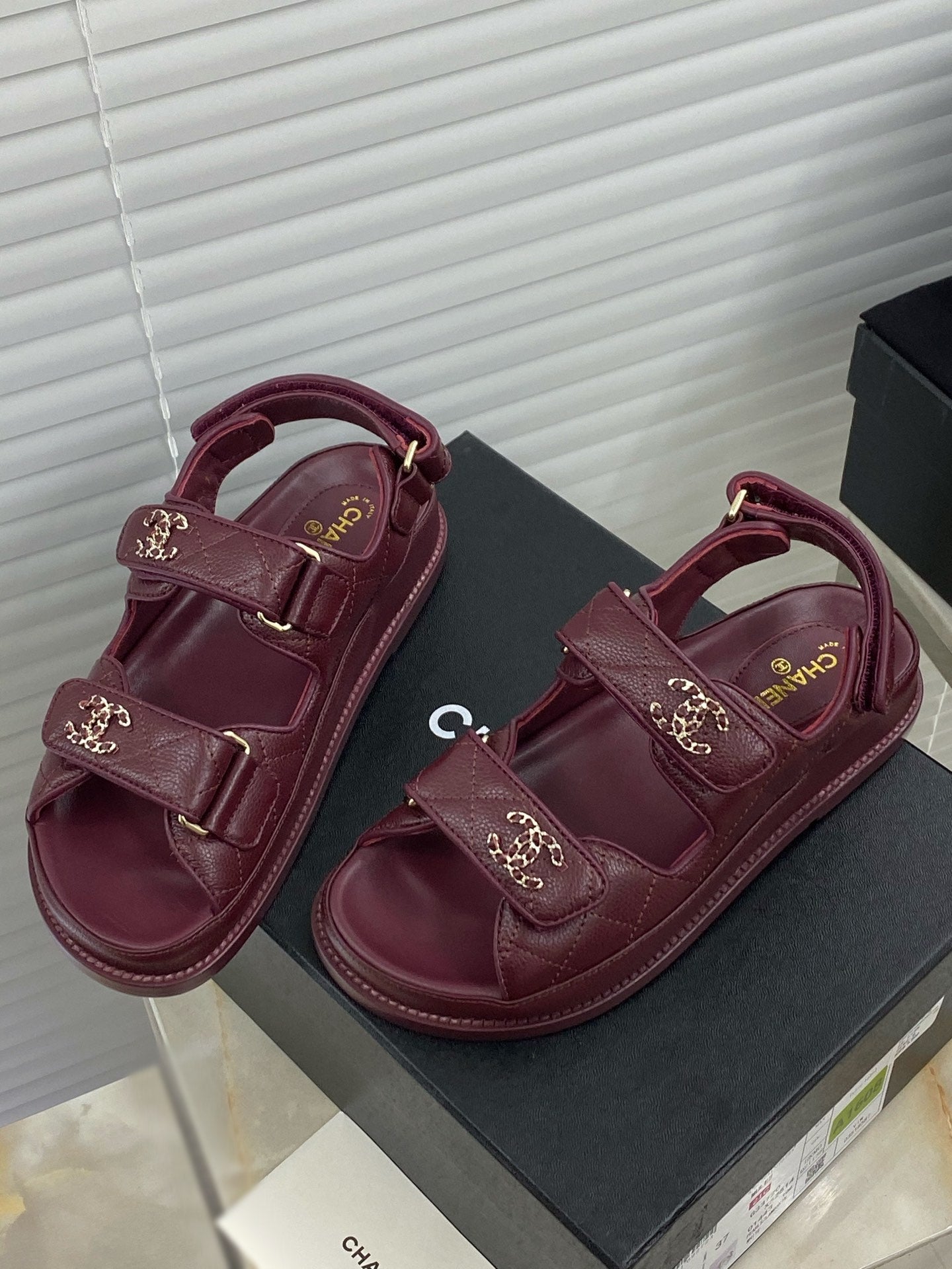 Luxury Shoes Sandals - CHL - 1000
