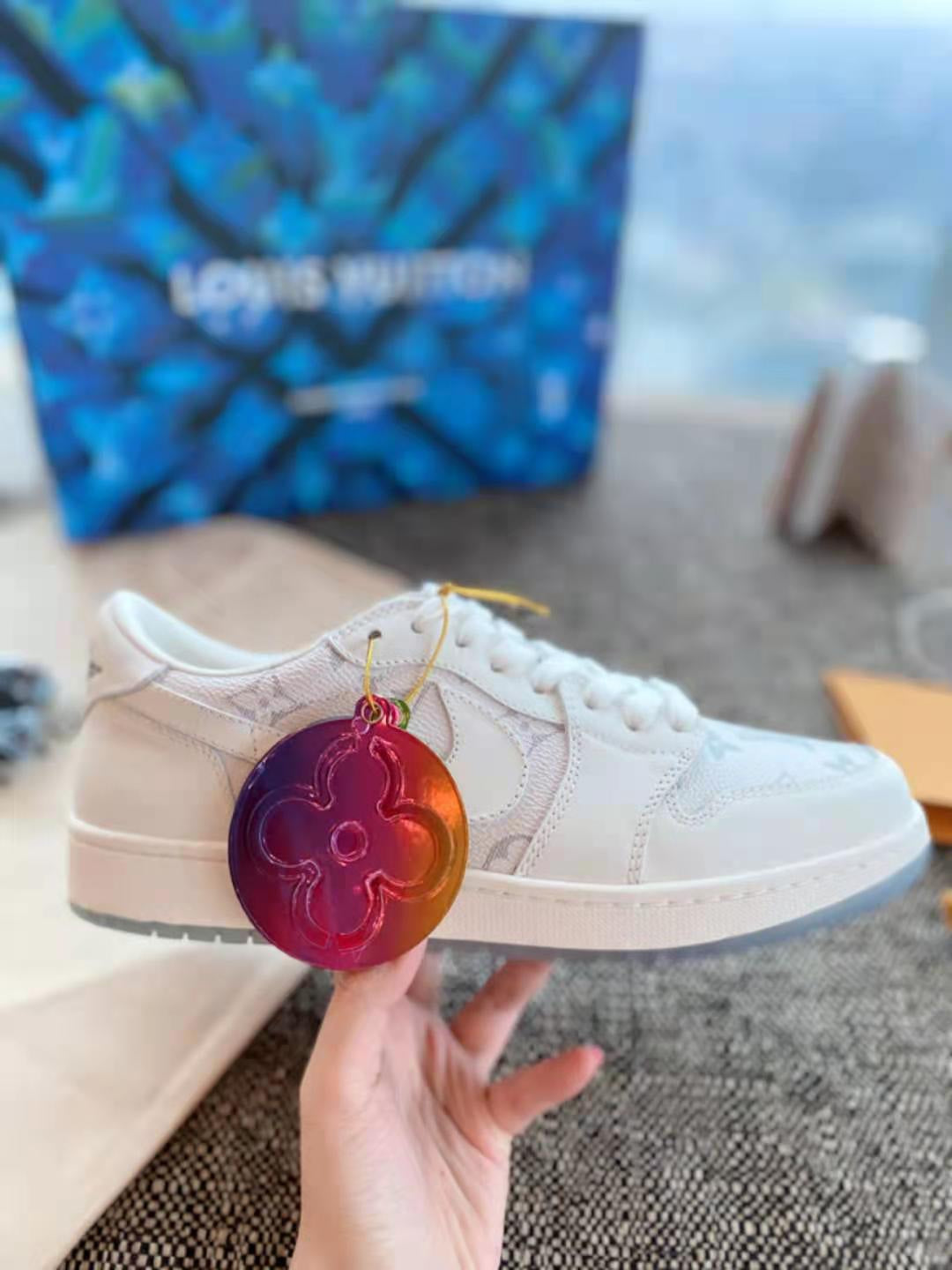 Luxury Shoes - LU-V - 1081