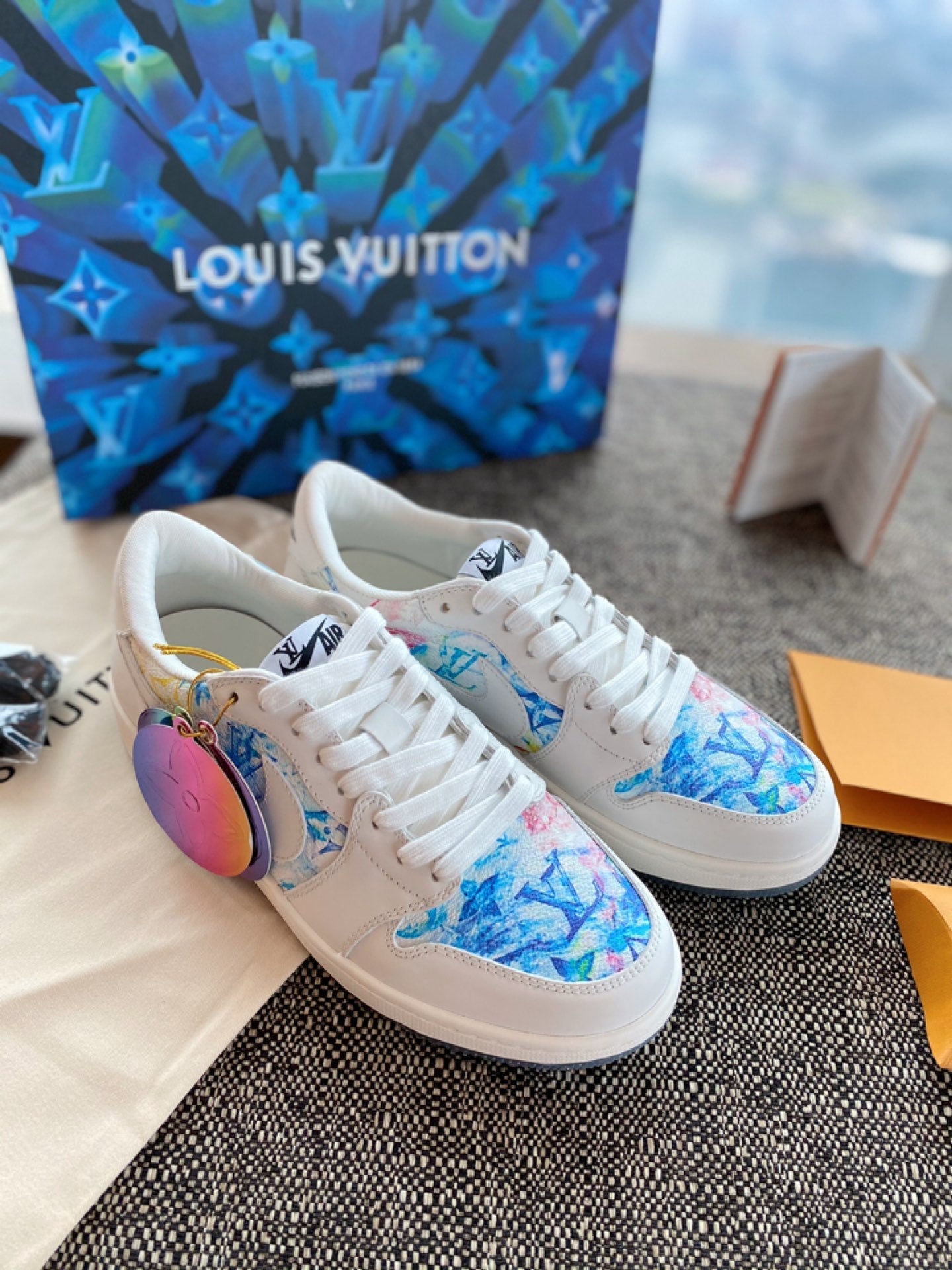 Luxury Shoes - LU-V - 1082