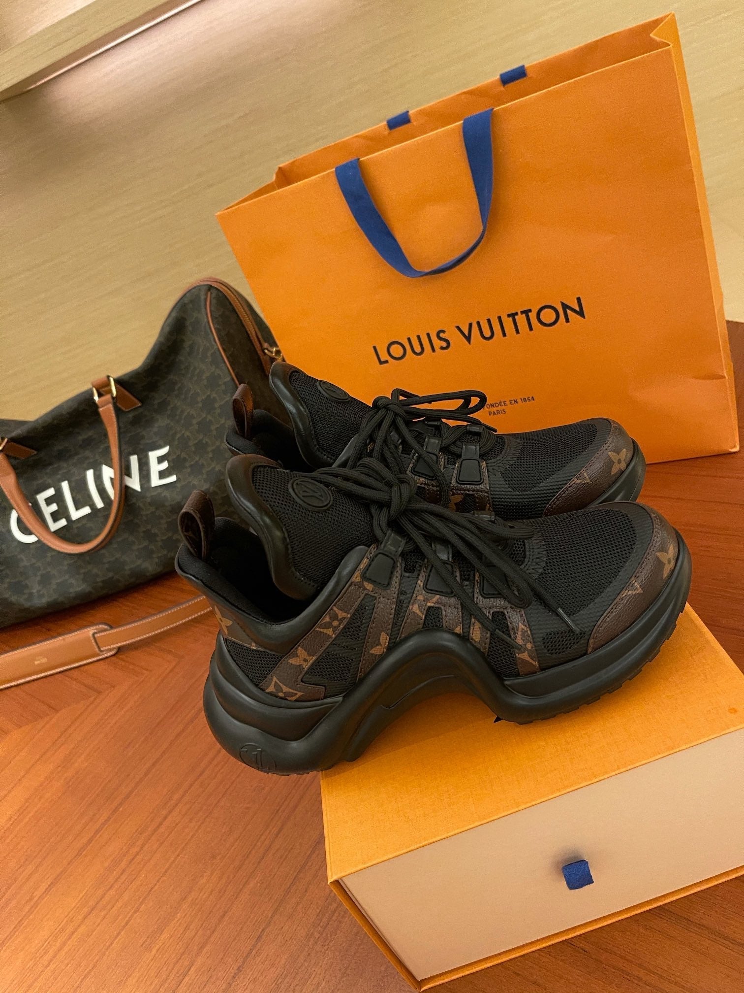 Luxury Shoes - LU-V - 1129