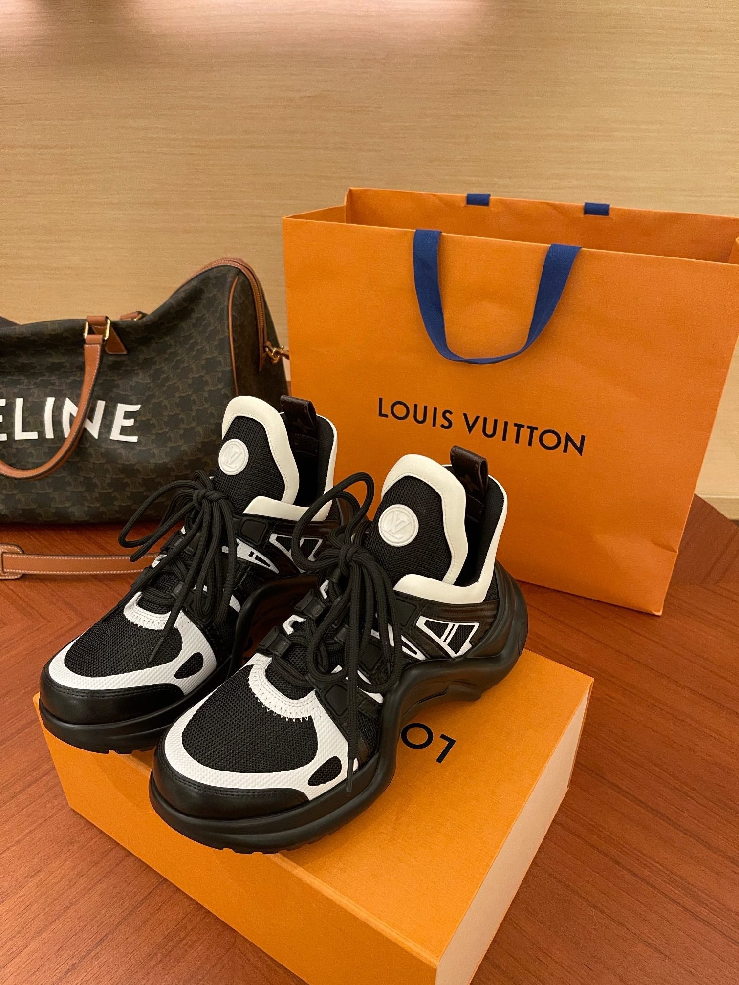 Luxury Shoes - LU-V - 1132