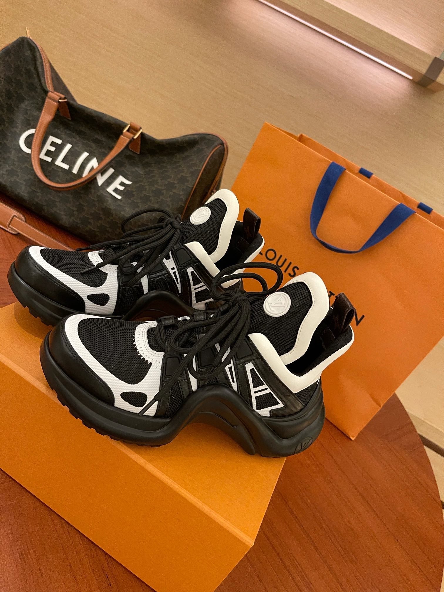 Luxury Shoes - LU-V - 1132