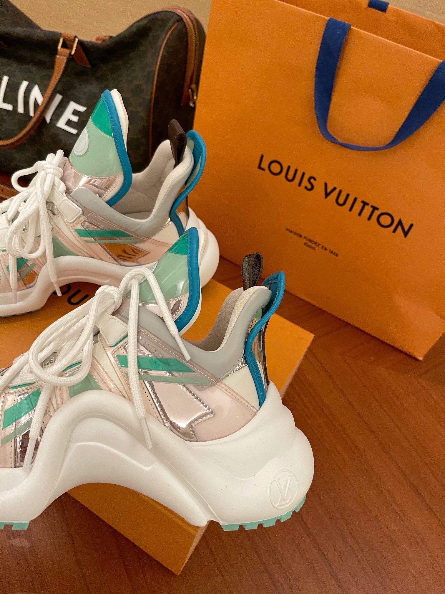 Luxury Shoes - LU-V - 1141