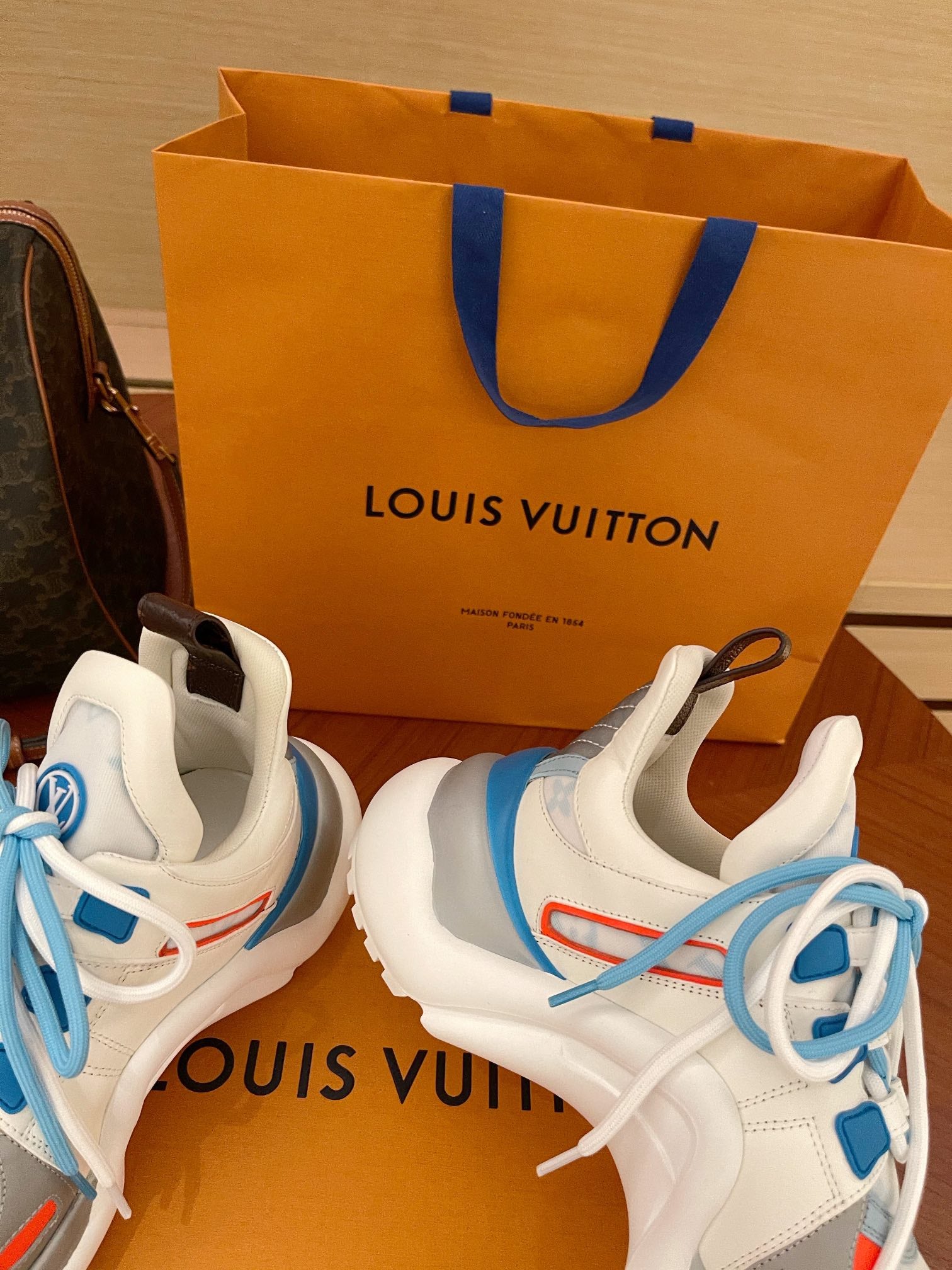 Luxury Shoes - LU-V - 1137