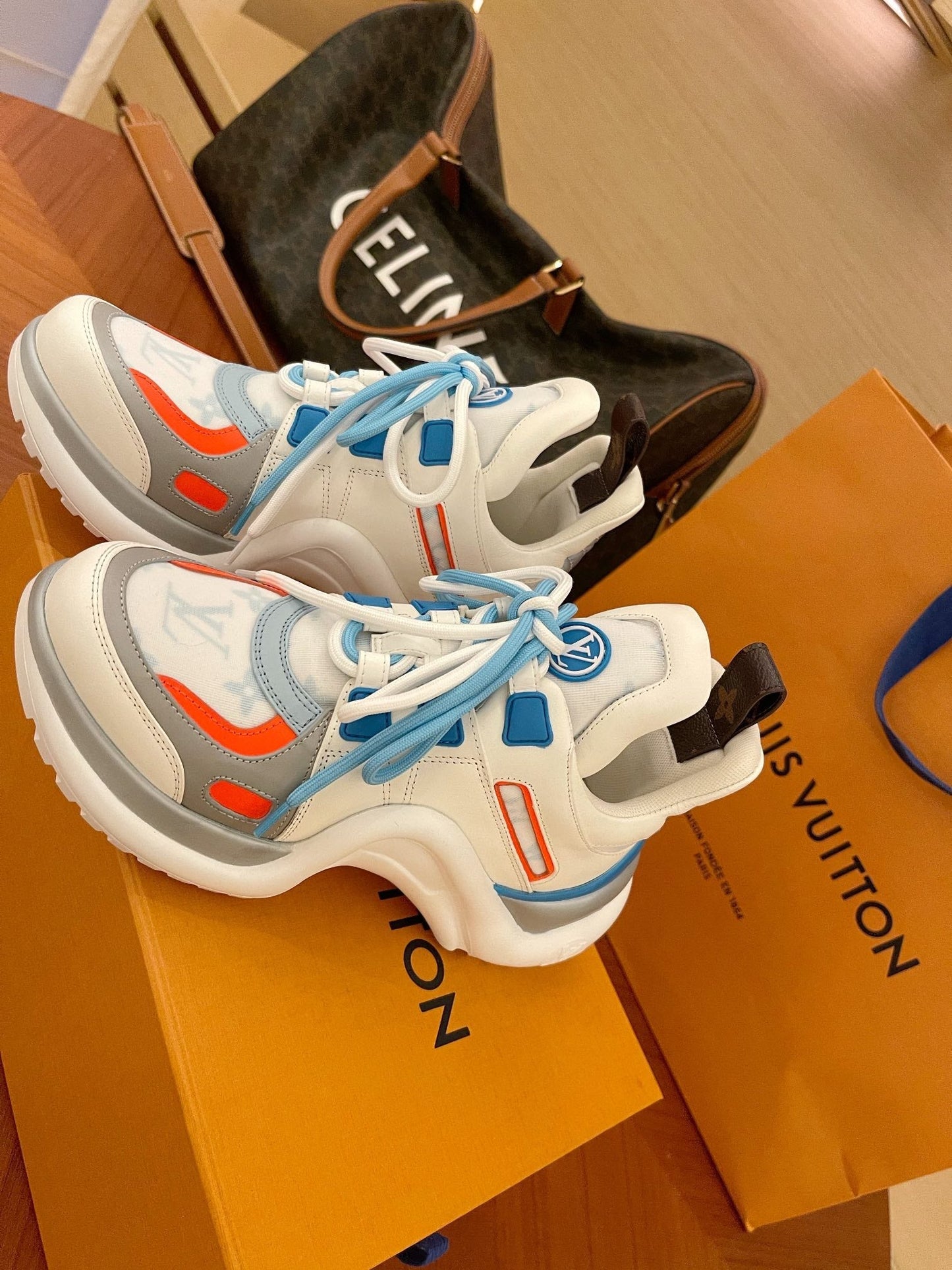 Luxury Shoes - LU-V - 1137