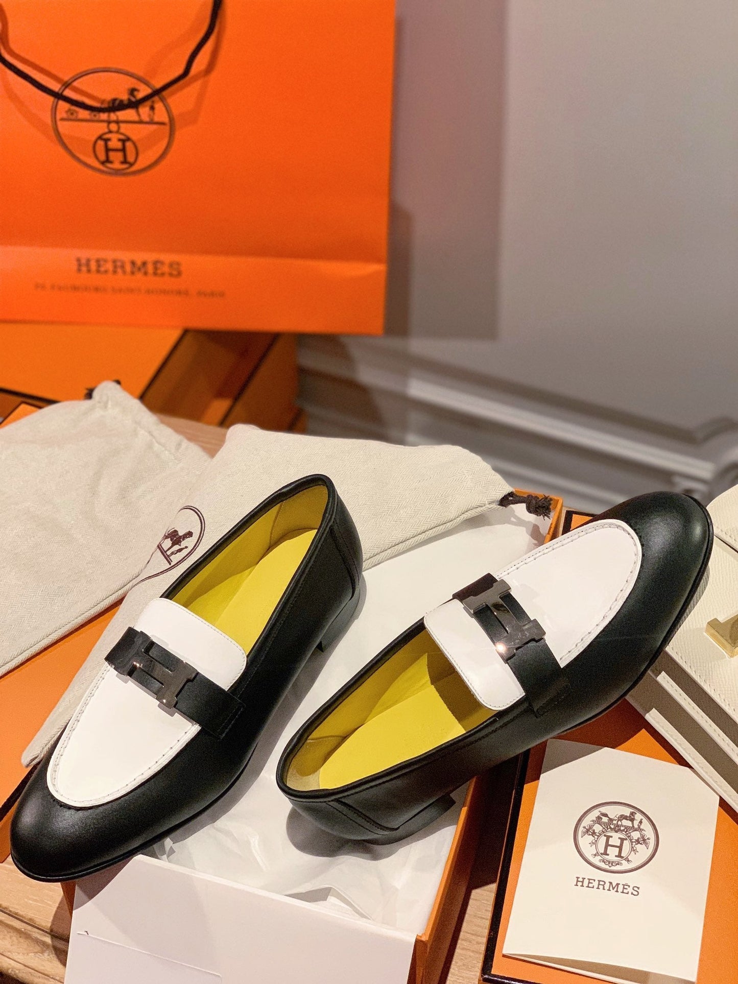 Luxury Shoes - HMS - 984