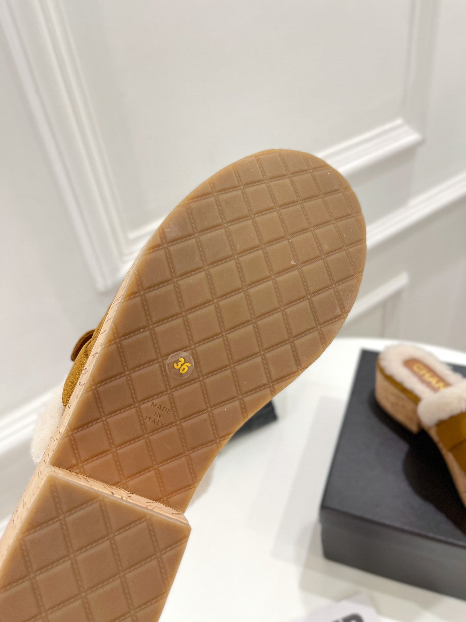 Luxury Shoes Sandals - CHL - 1228