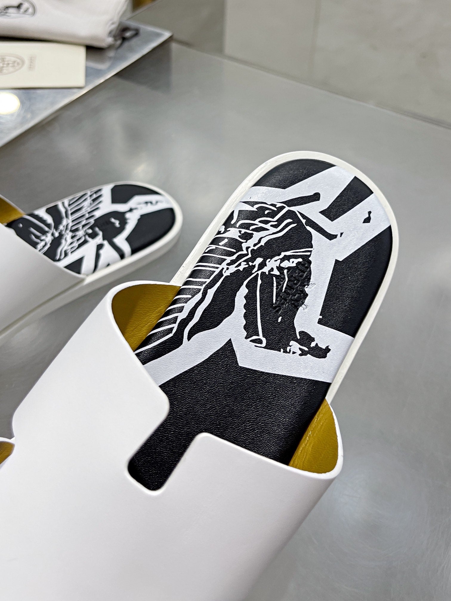 Luxury Shoes - HMS - 809