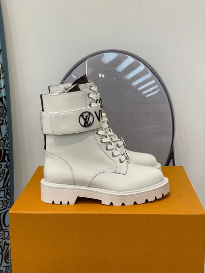 Luxury Shoes - LU-V - 552