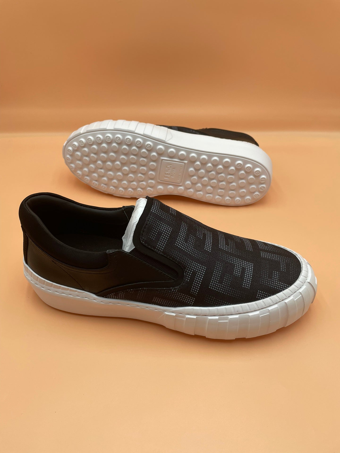 Luxury Shoes - FED - 638