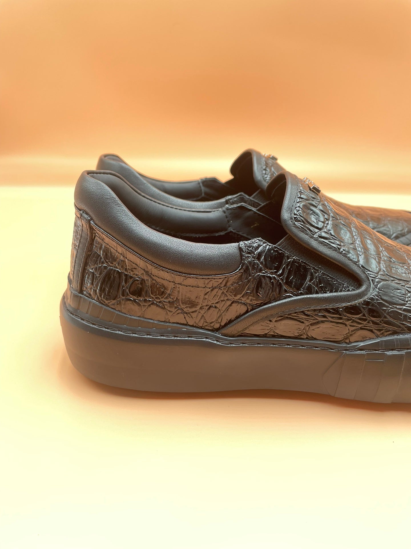 Luxury Shoes - FED - 640