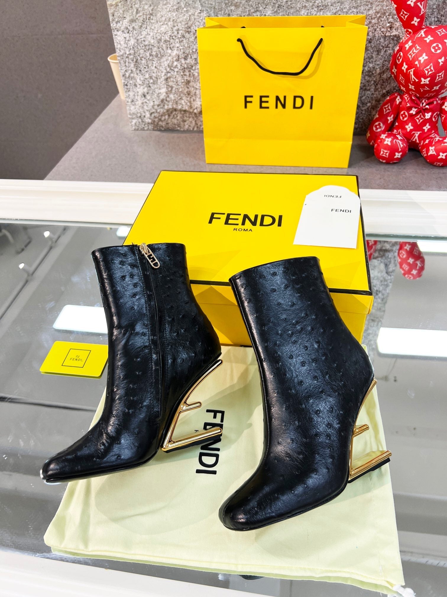 Luxury Shoes - FED - 706