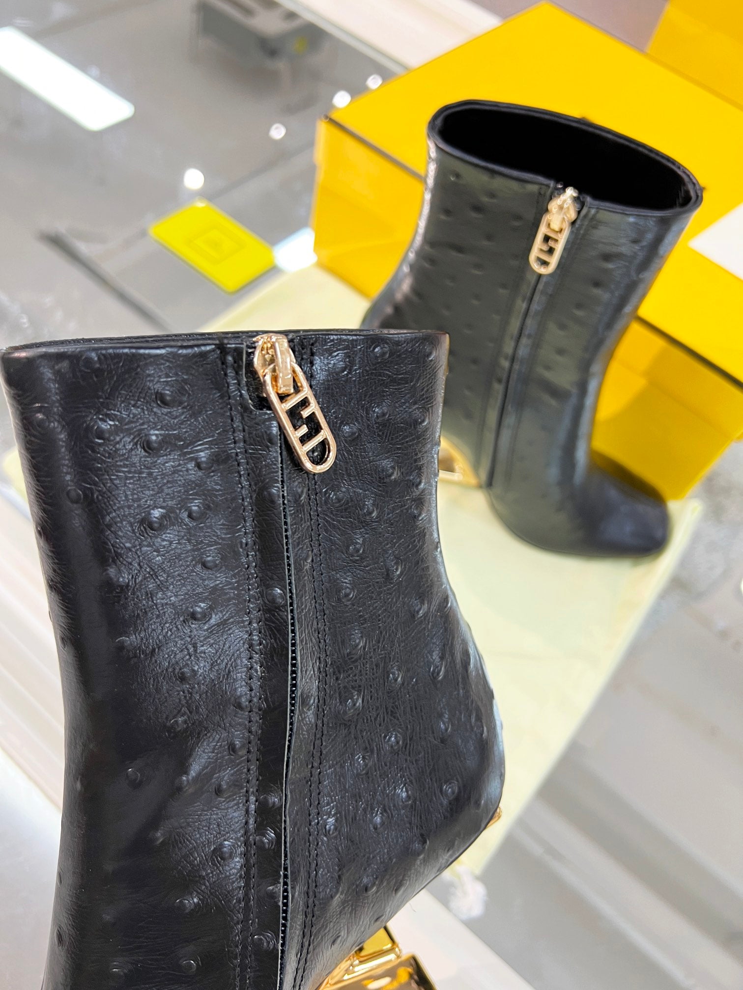 Luxury Shoes - FED - 706