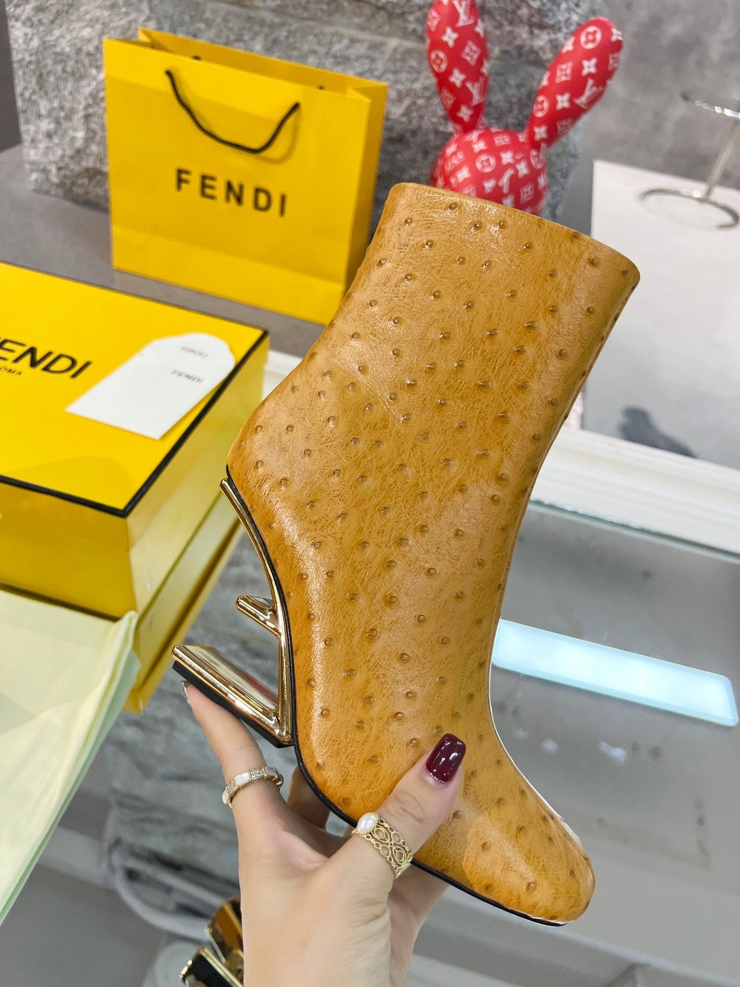 Luxury Shoes - FED - 707