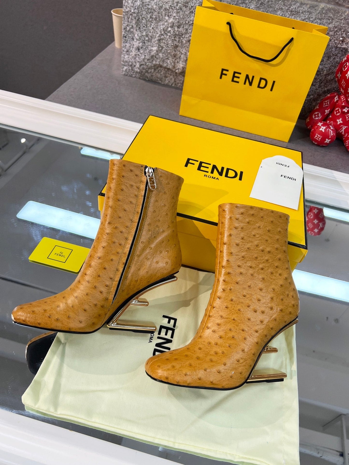 Luxury Shoes - FED - 707