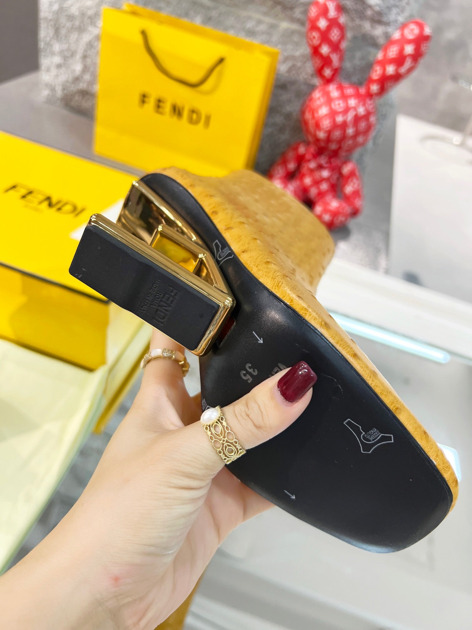 Luxury Shoes - FED - 707