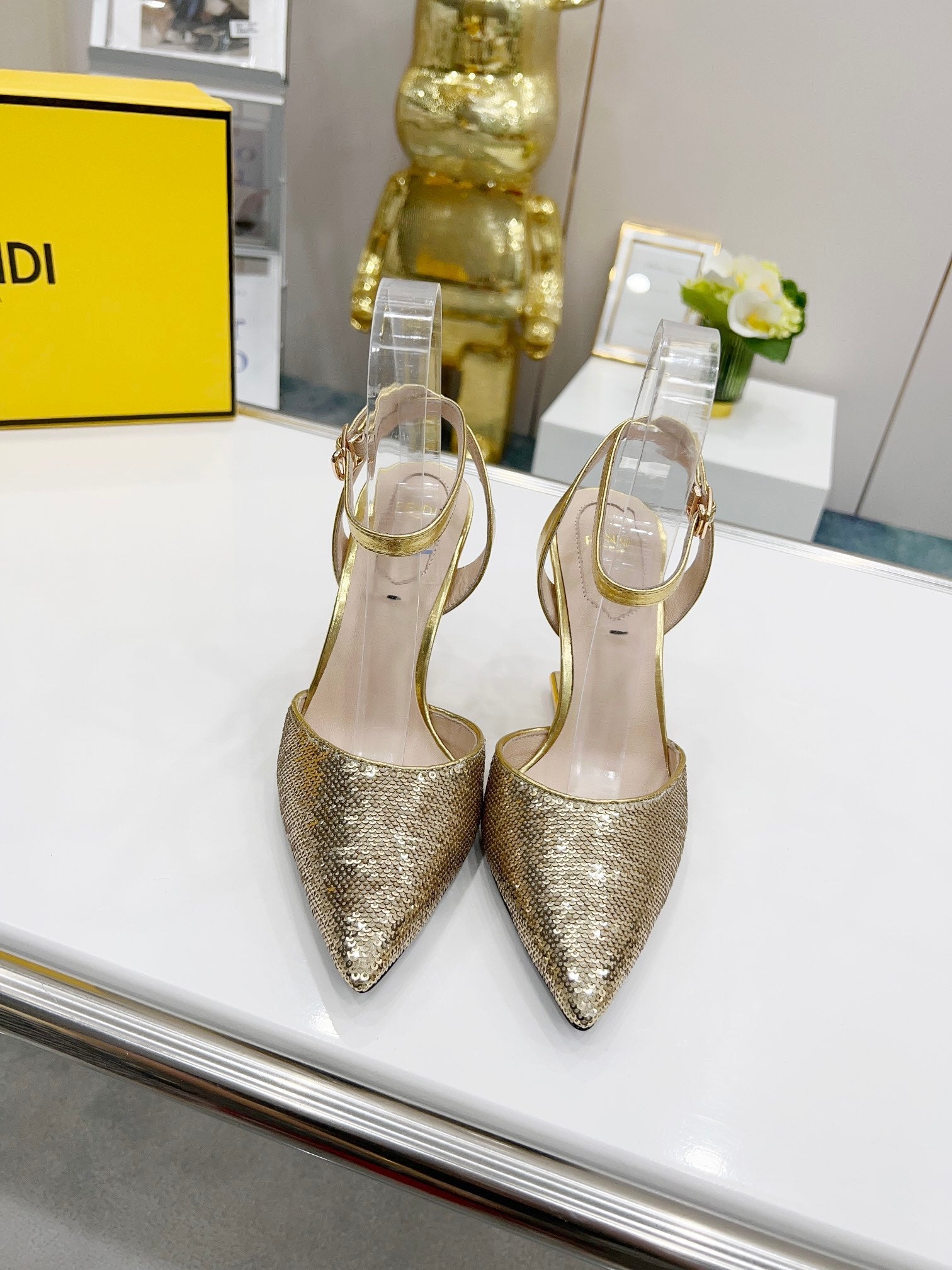 Luxury Shoes - FED - 694