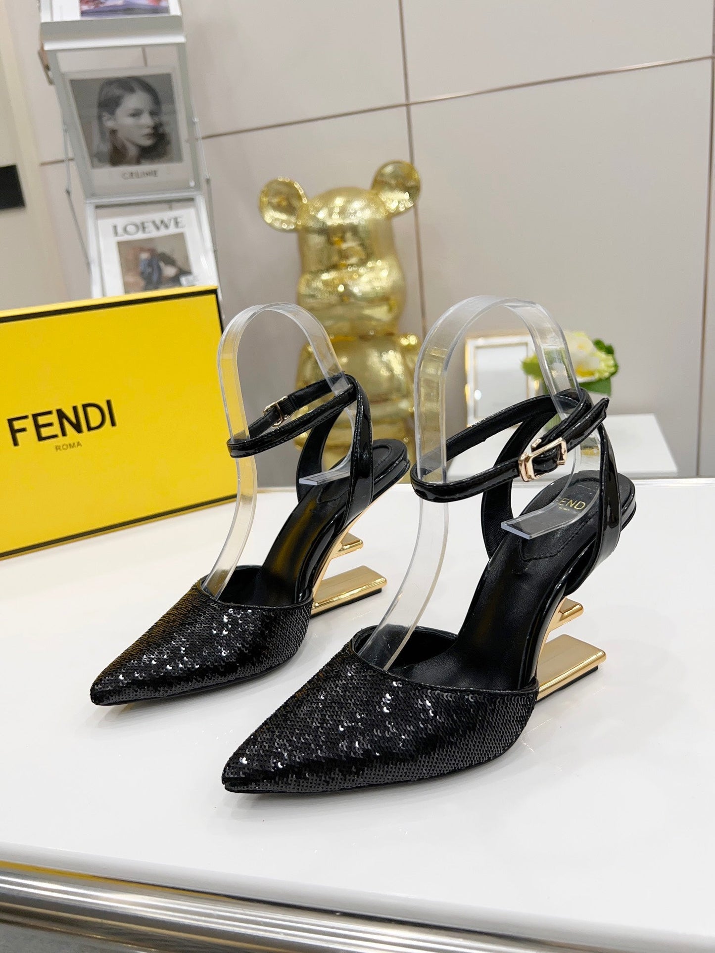 Luxury Shoes - FED - 693
