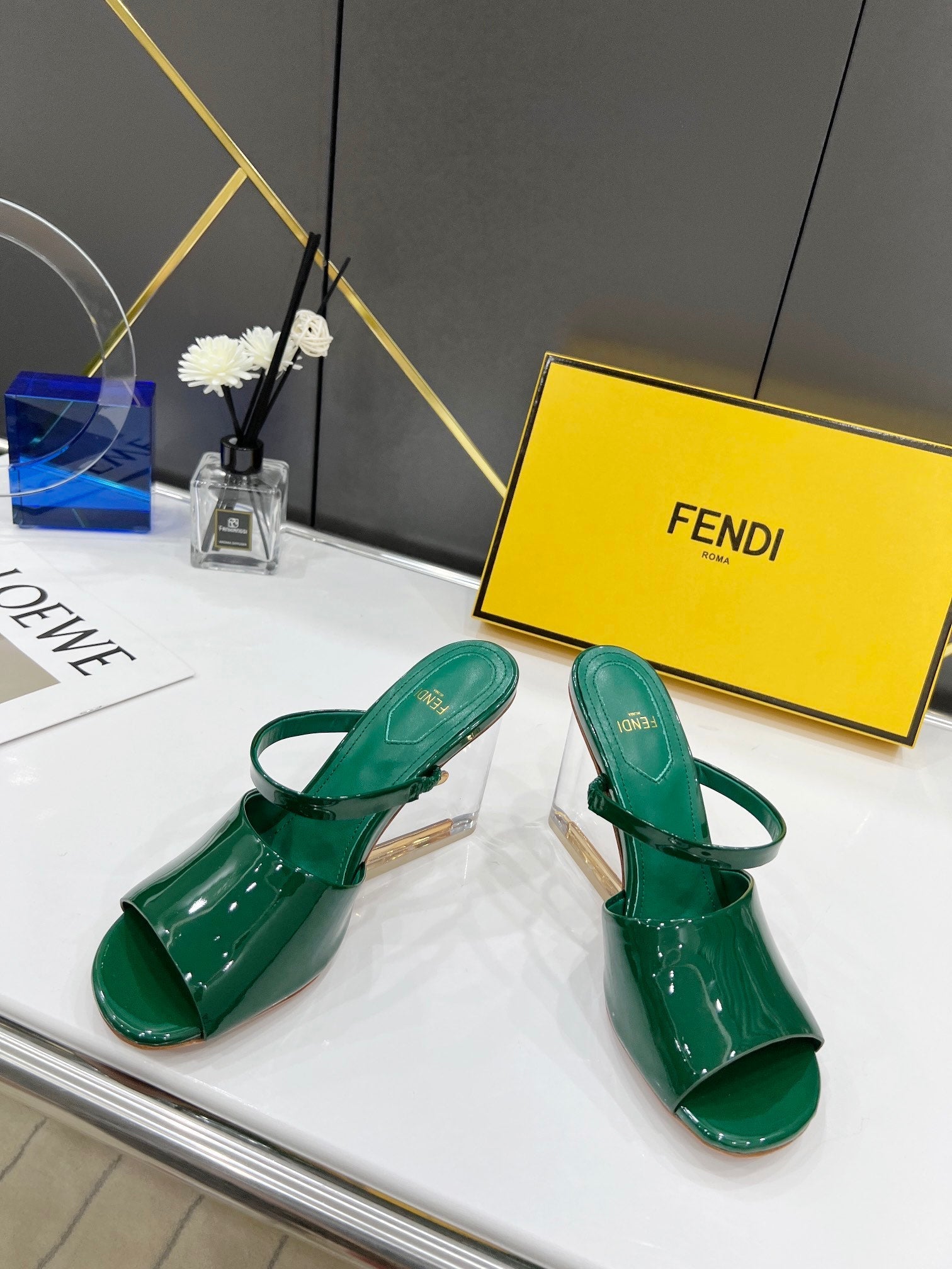 Luxury Shoes - FED - 684