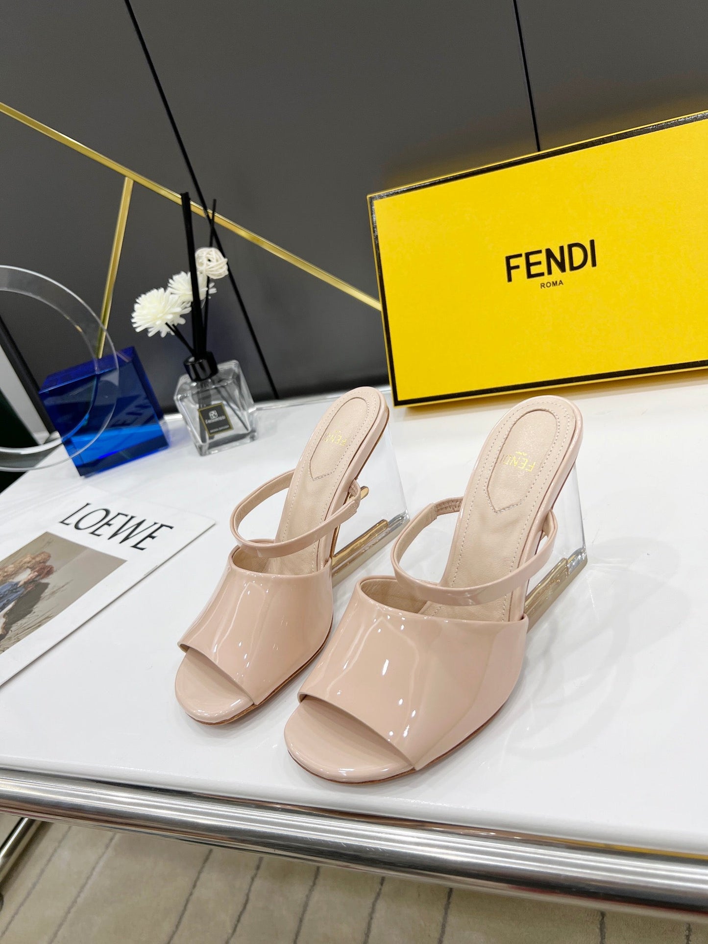 Luxury Shoes - FED - 687