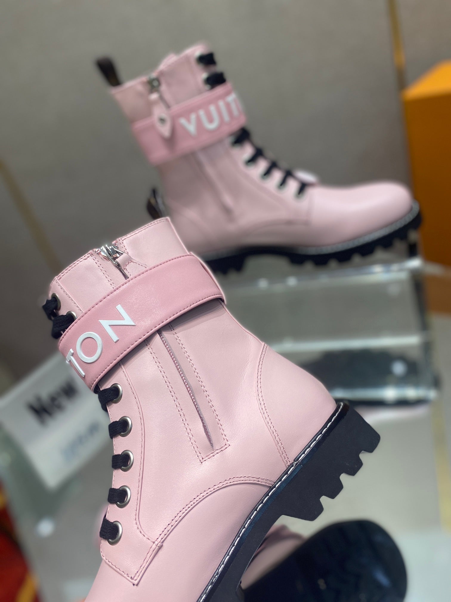 Luxury Shoes - LU-V - 432