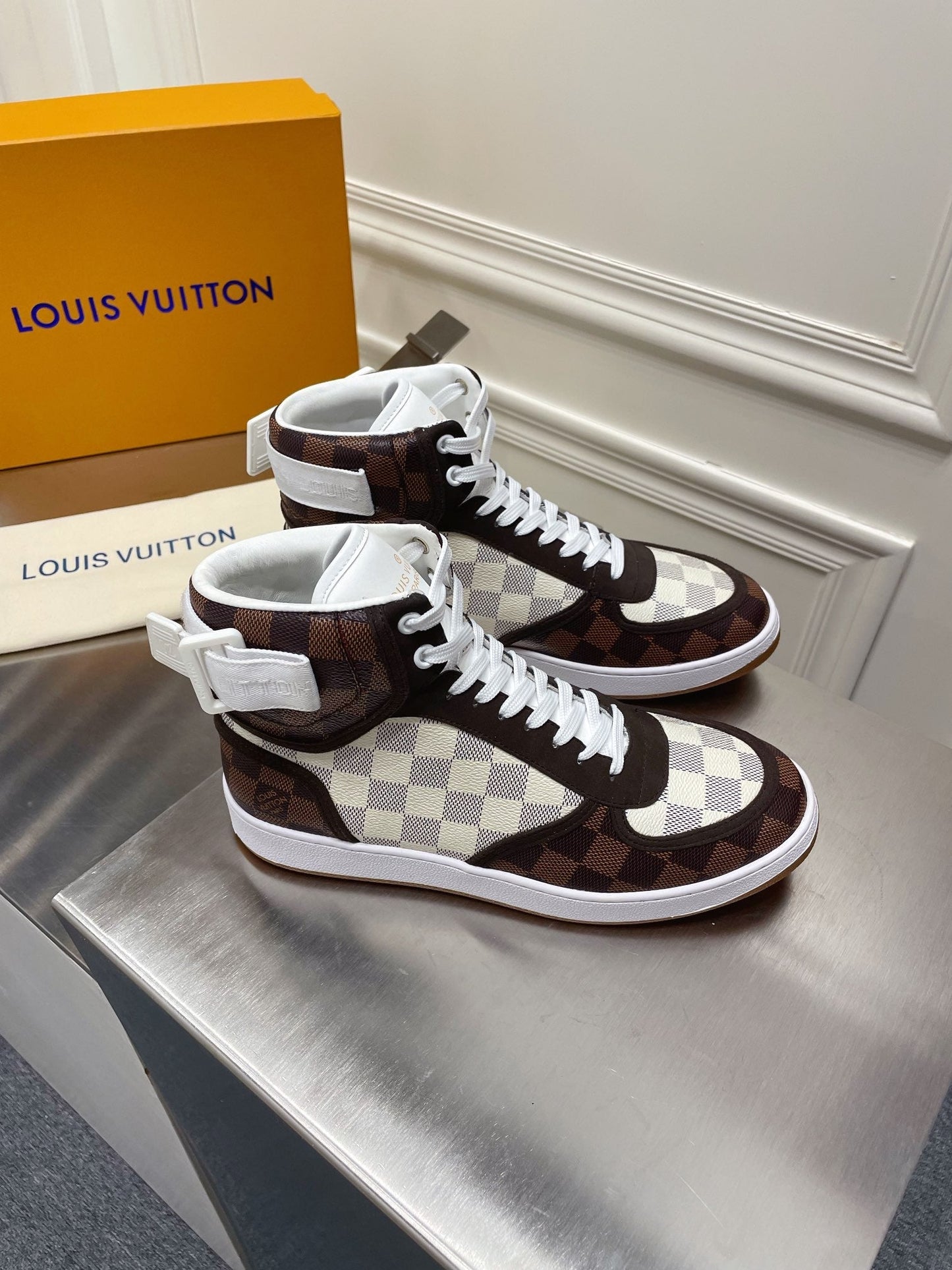 Luxury Shoes - LU-V - 1150