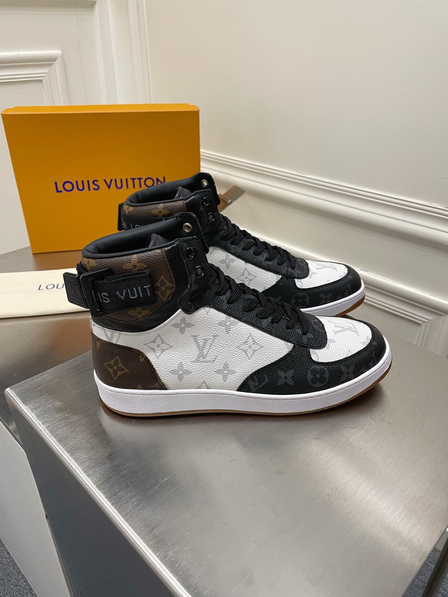 Luxury Shoes - LU-V - 1151