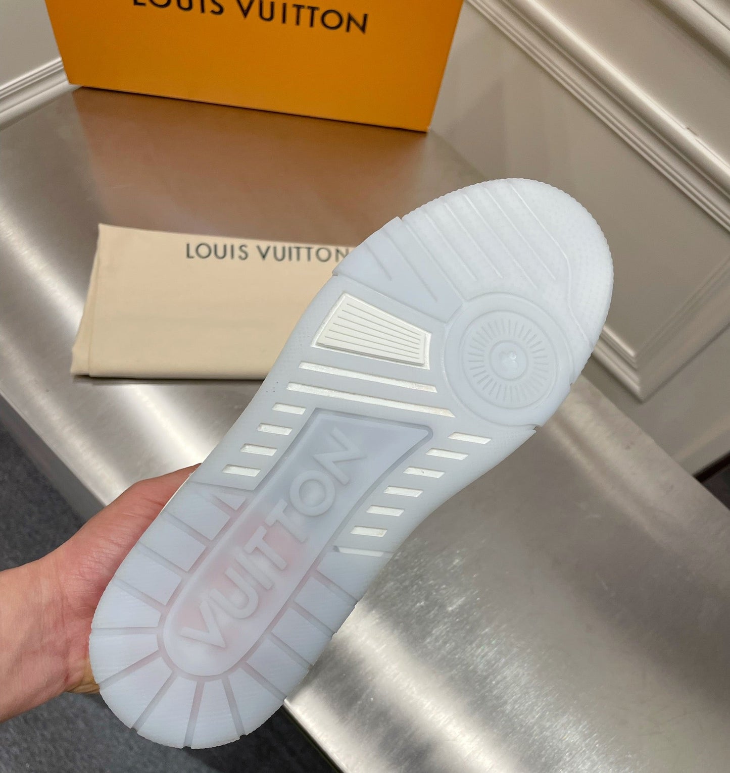 Luxury Shoes - LU-V - 1090