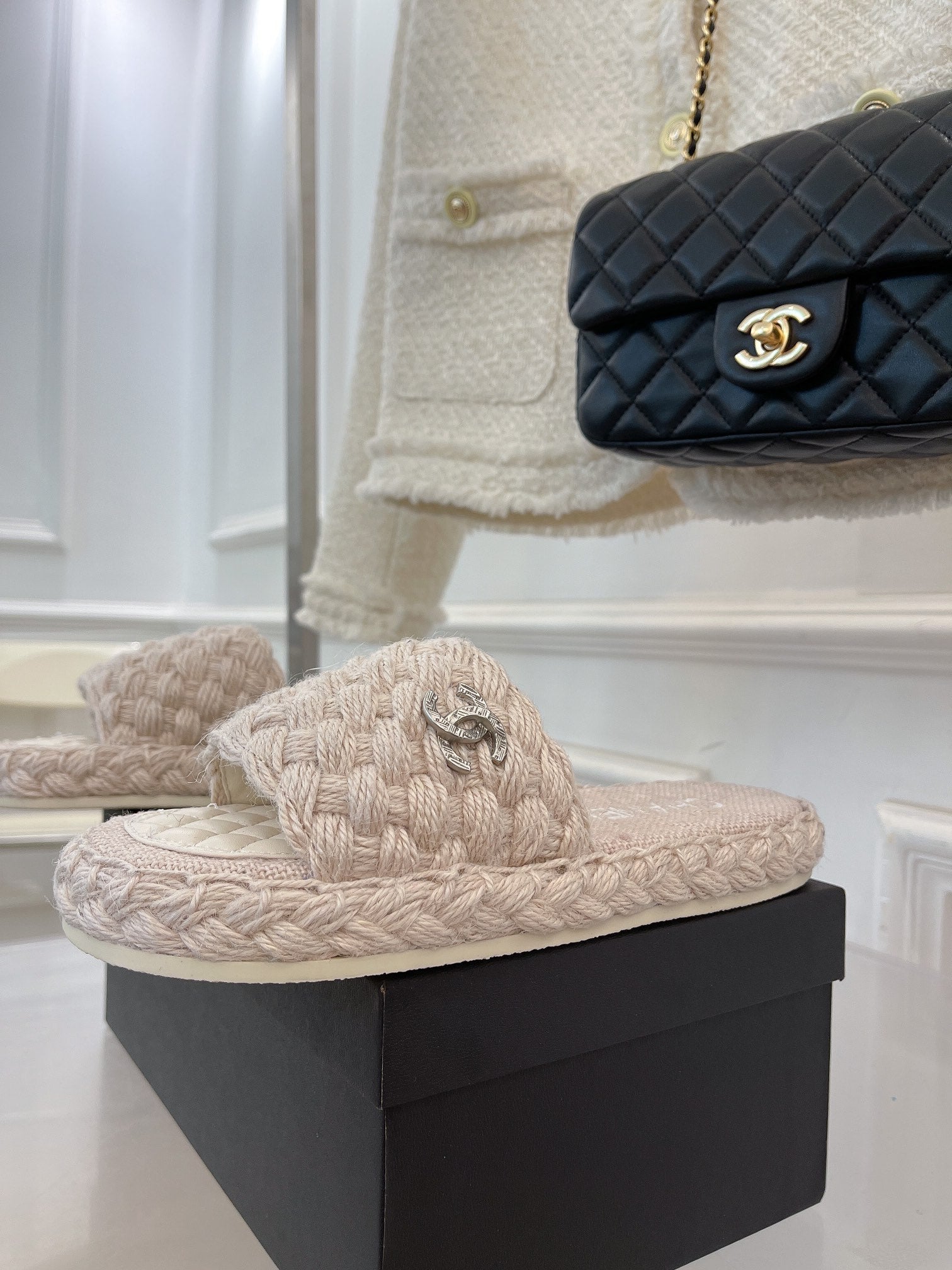 Luxury Shoes Sandals - CHL - 324
