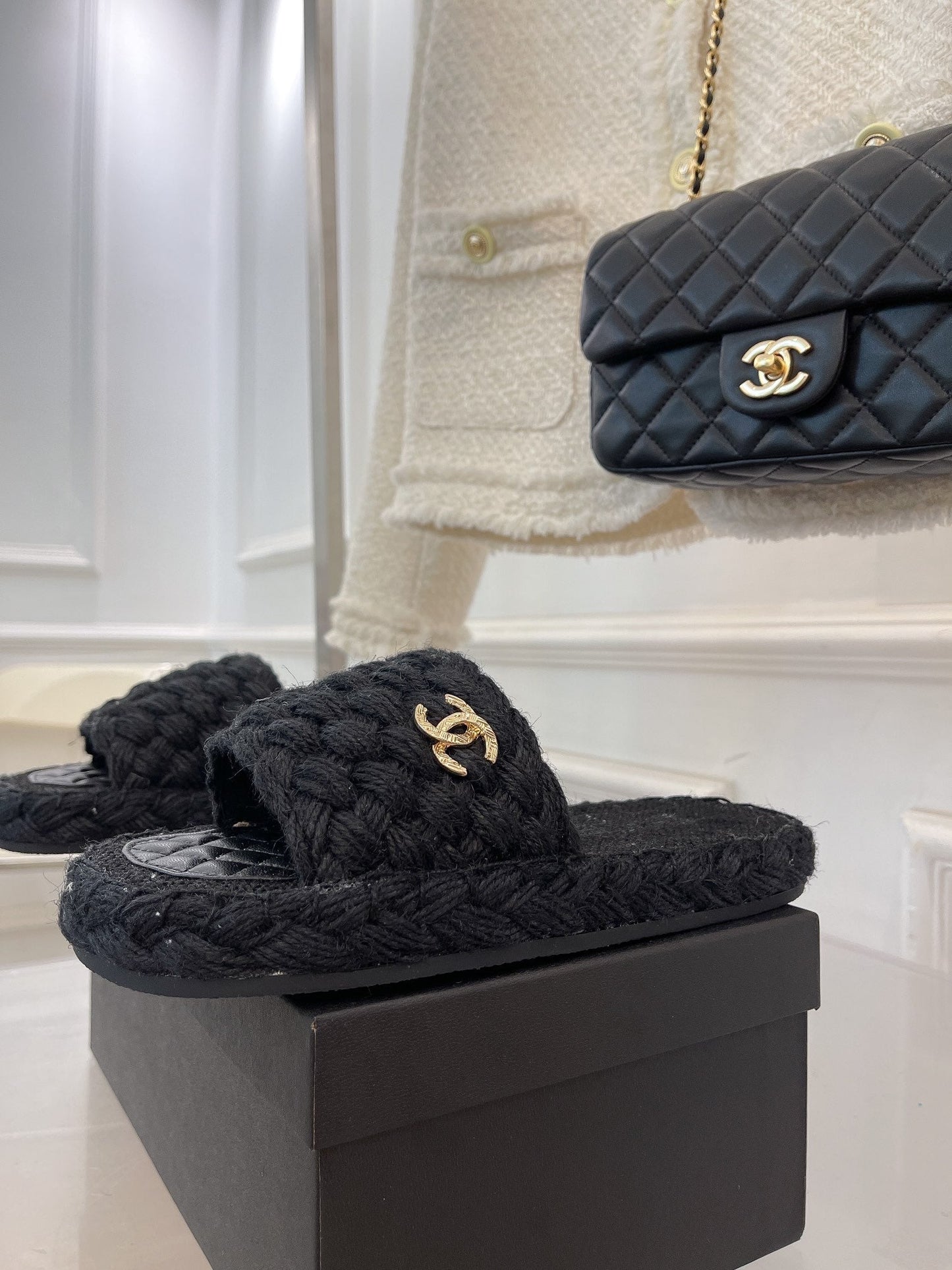 Luxury Shoes Sandals - CHL - 325