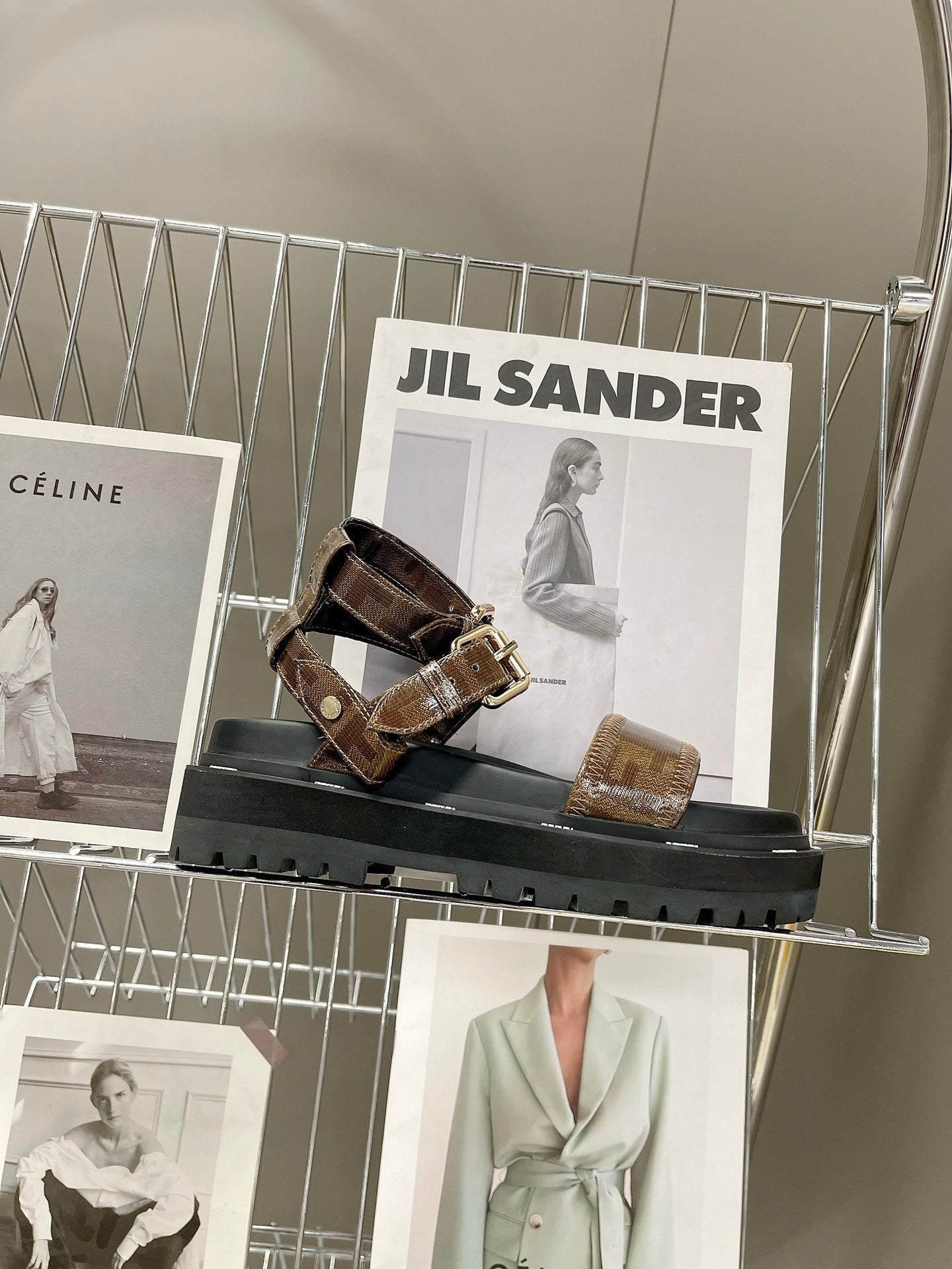 Luxury Shoes - FED - 661