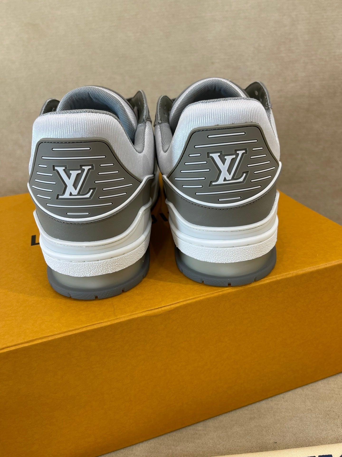 Luxury Shoes - LU-V - 391