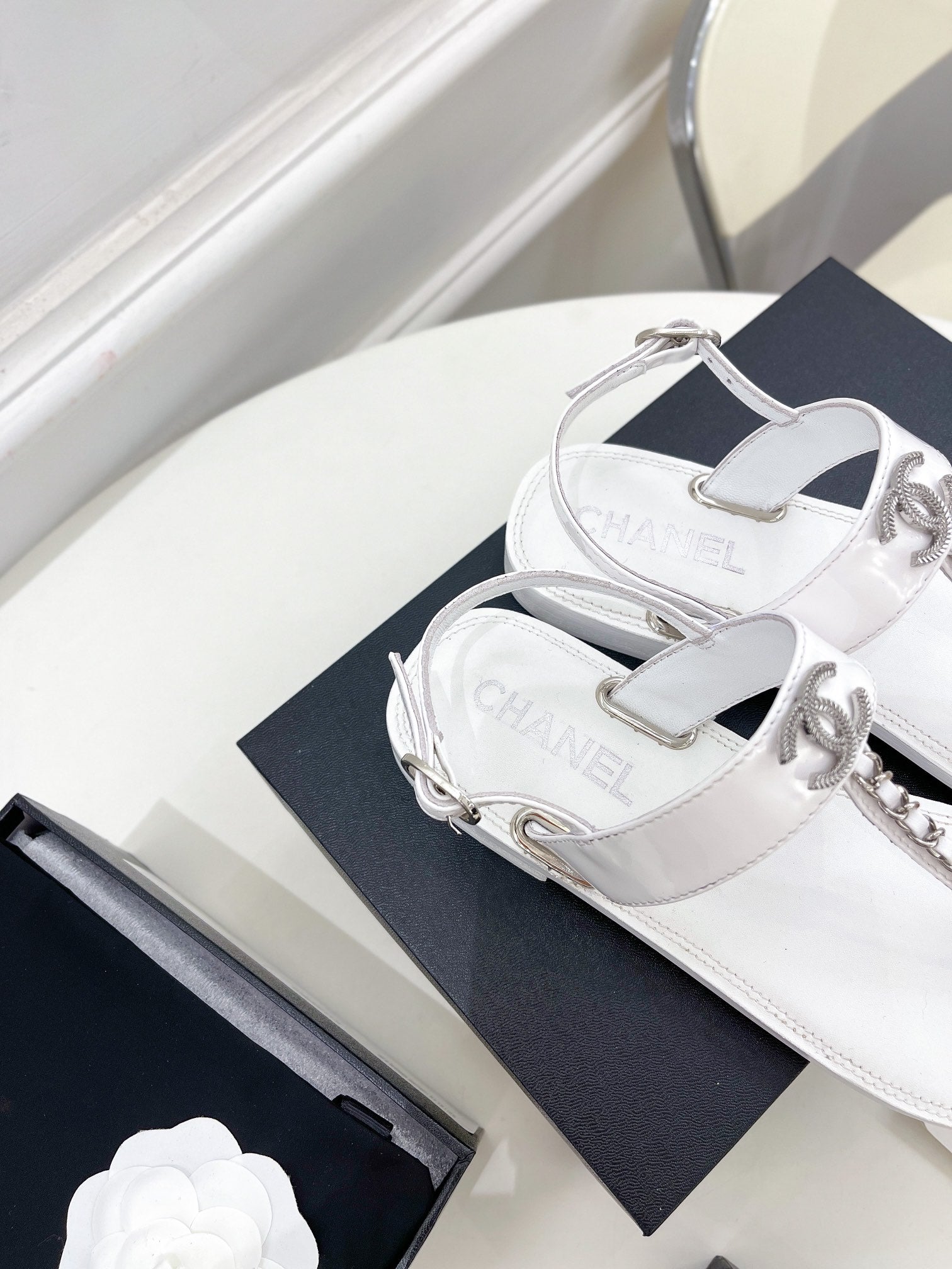 Luxury Shoes Sandals - CHL - 1489