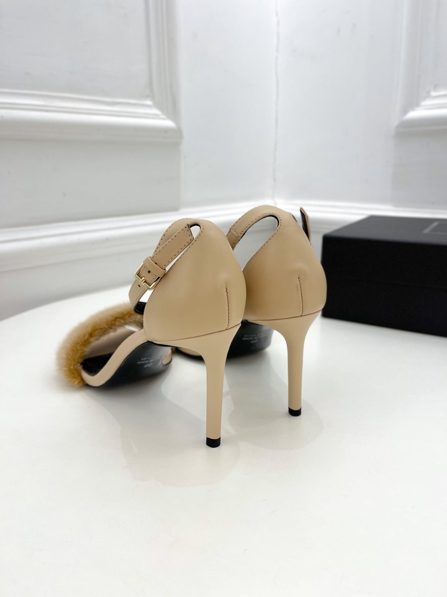 Luxury Shoes Sandals - SL - 555