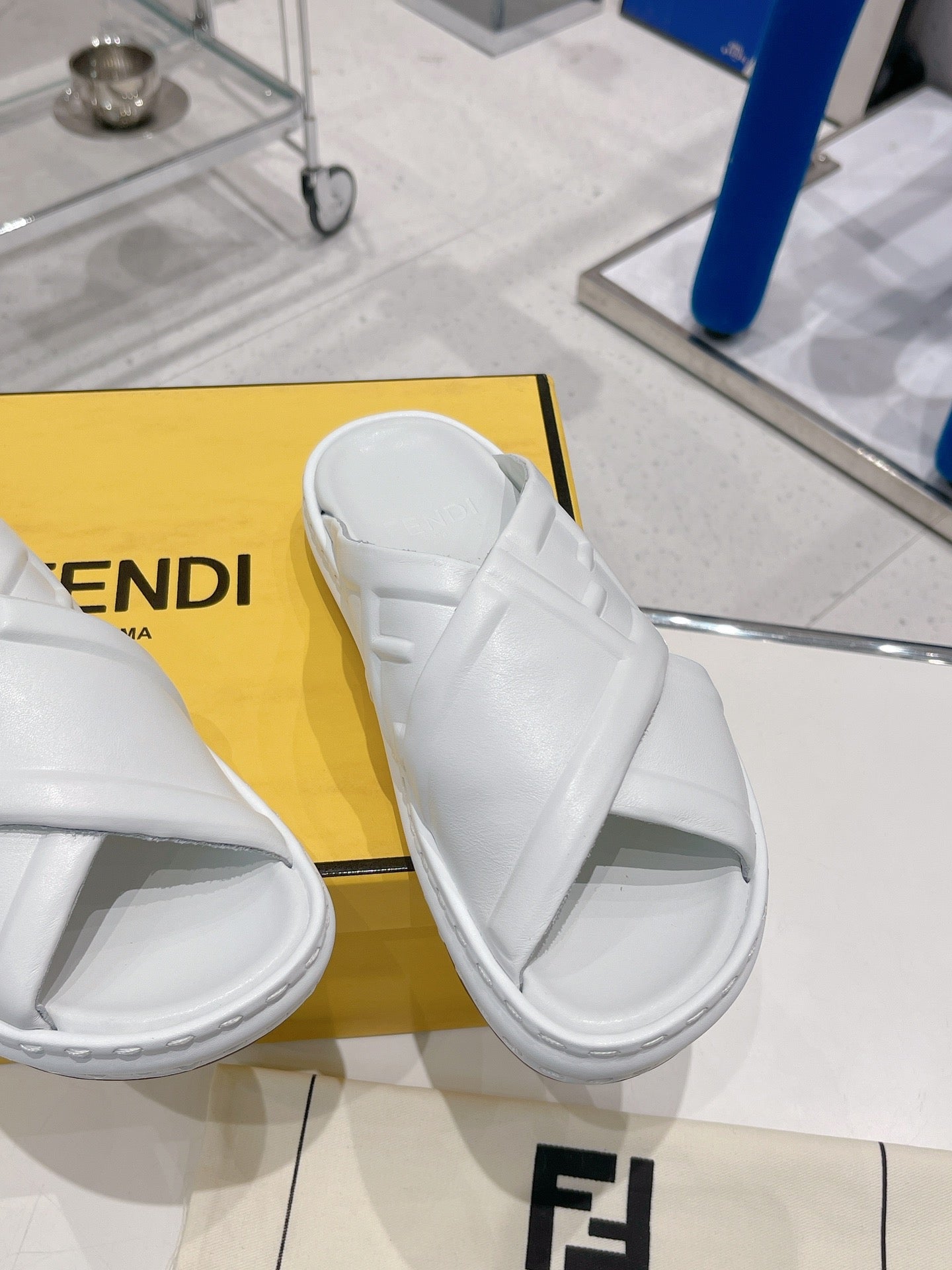 Luxury Shoes - FED - 651