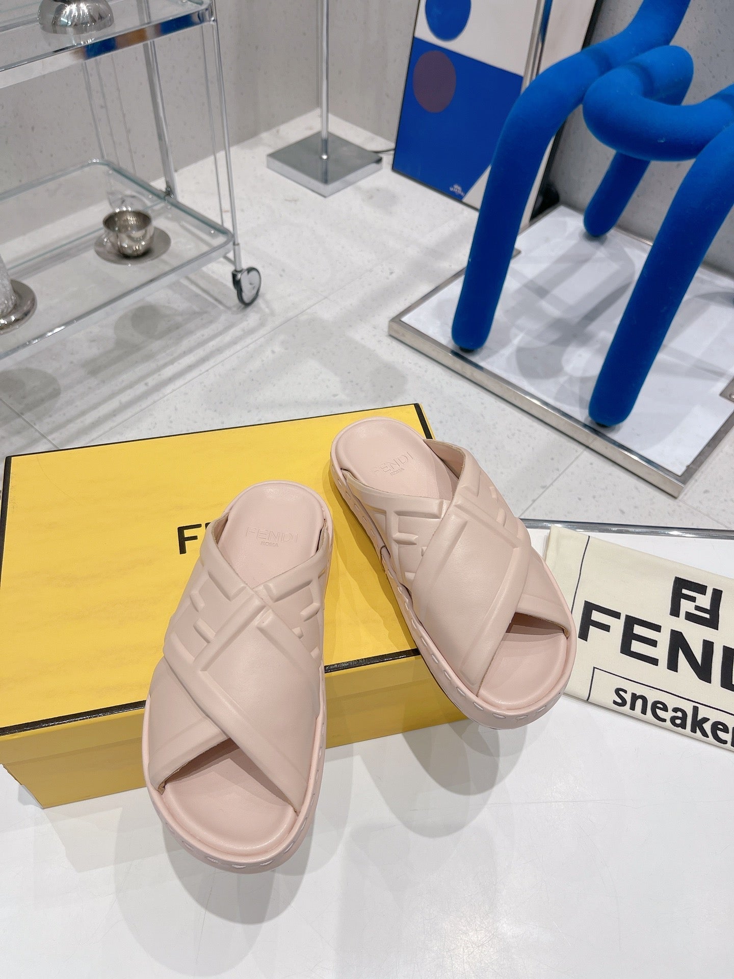 Luxury Shoes - FED - 650