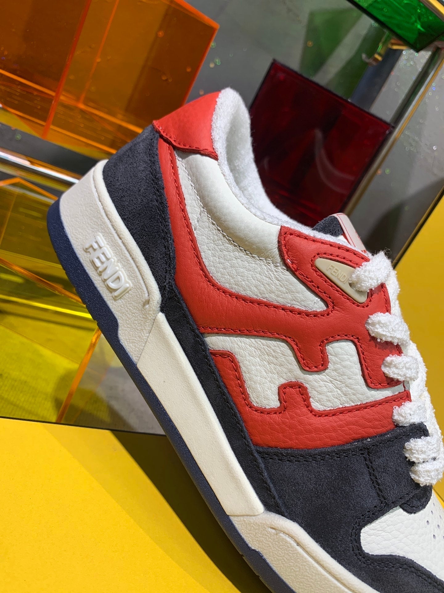 Luxury Shoes - FED - 600