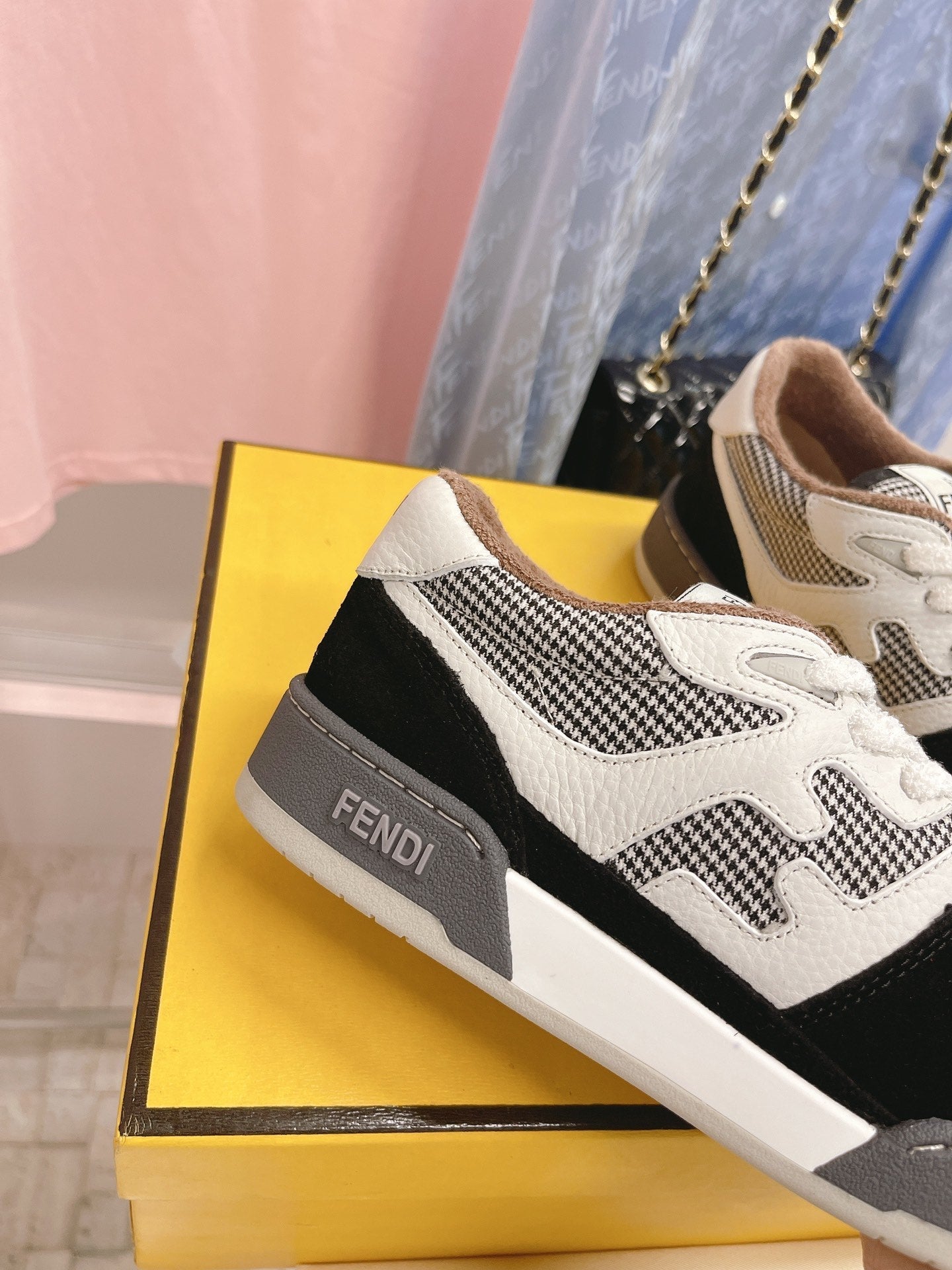 Luxury Shoes - FED - 581