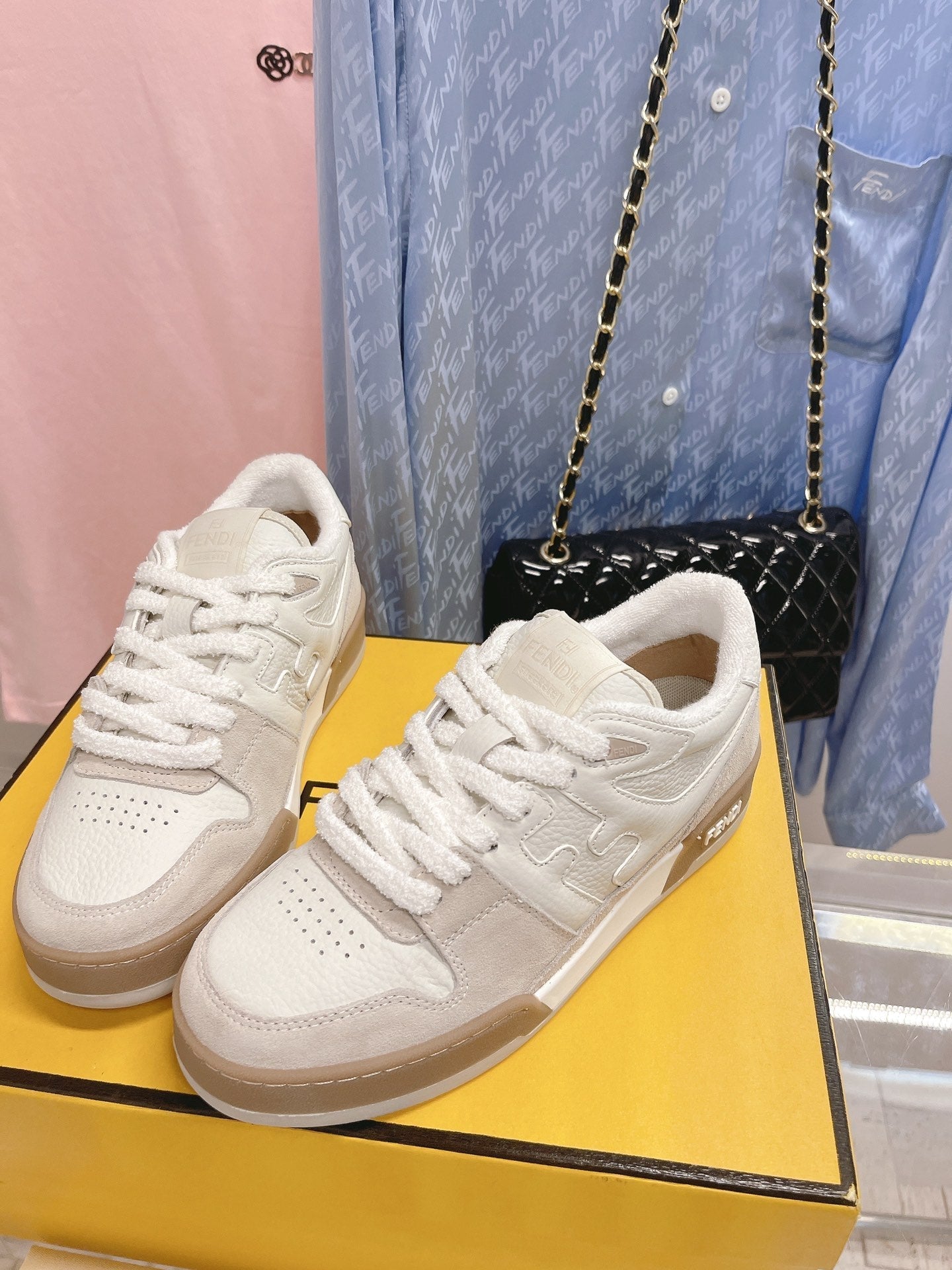 Luxury Shoes - FED - 582