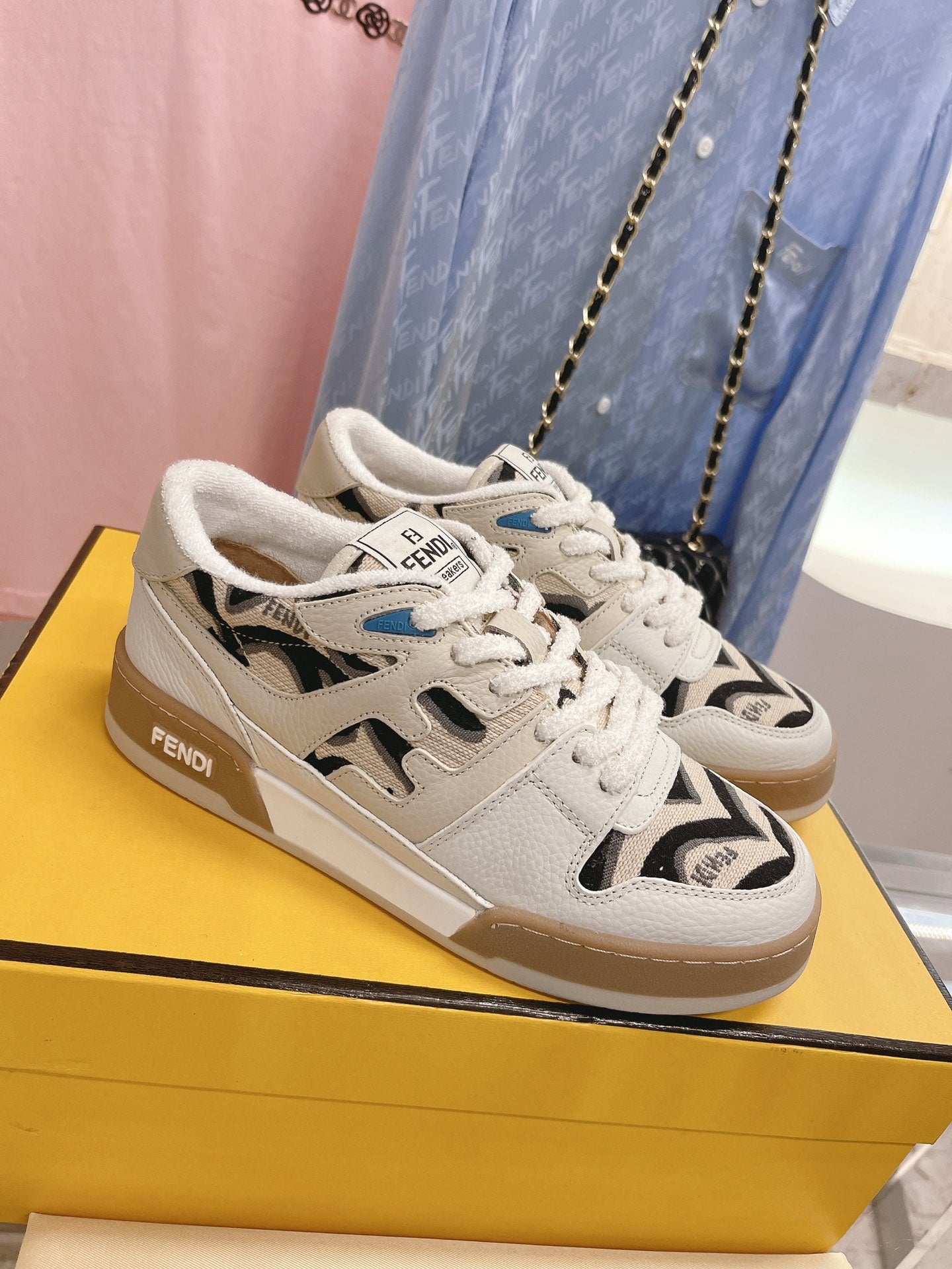 Luxury Shoes - FED - 584