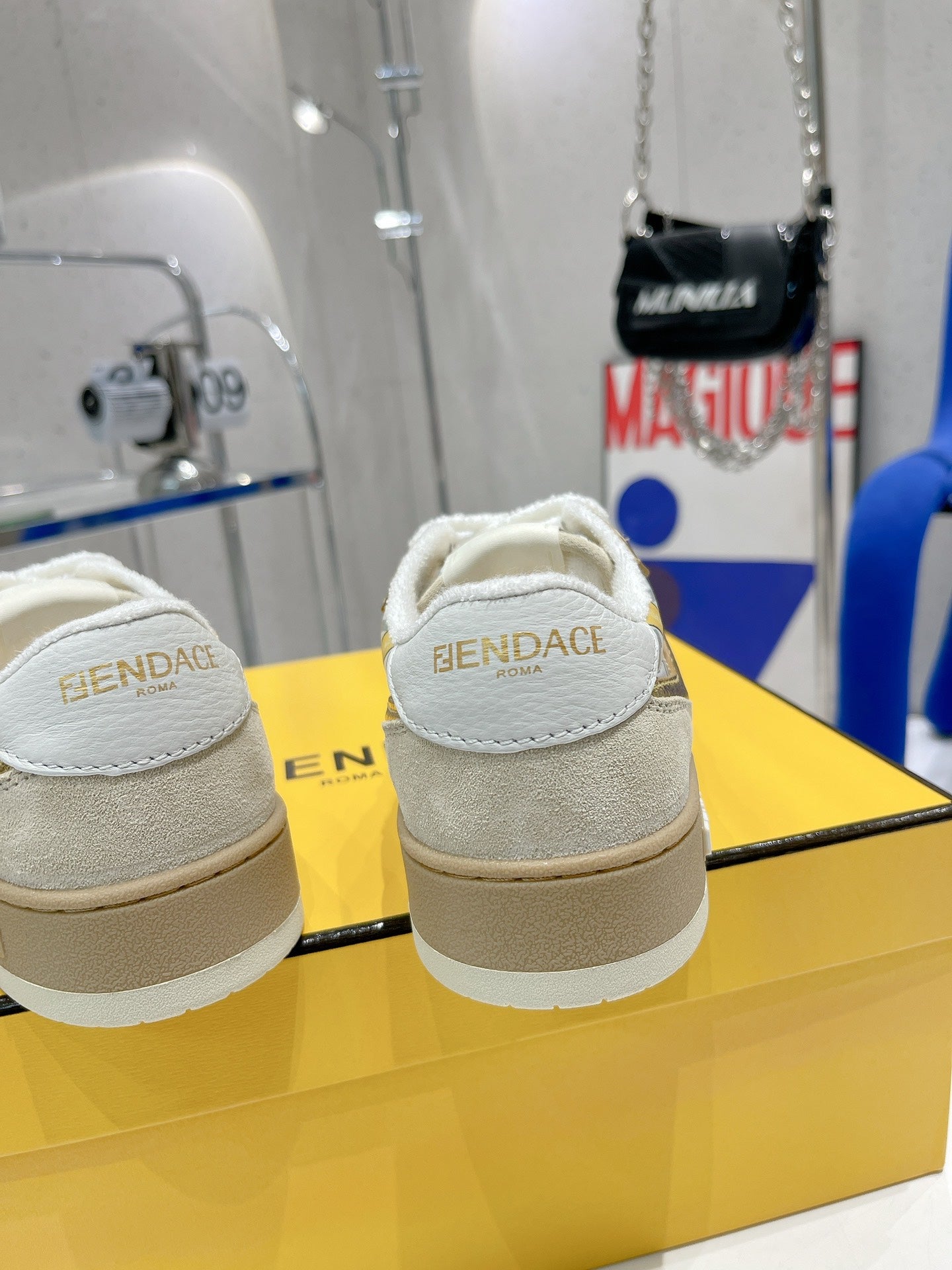 Luxury Shoes - FED - 585