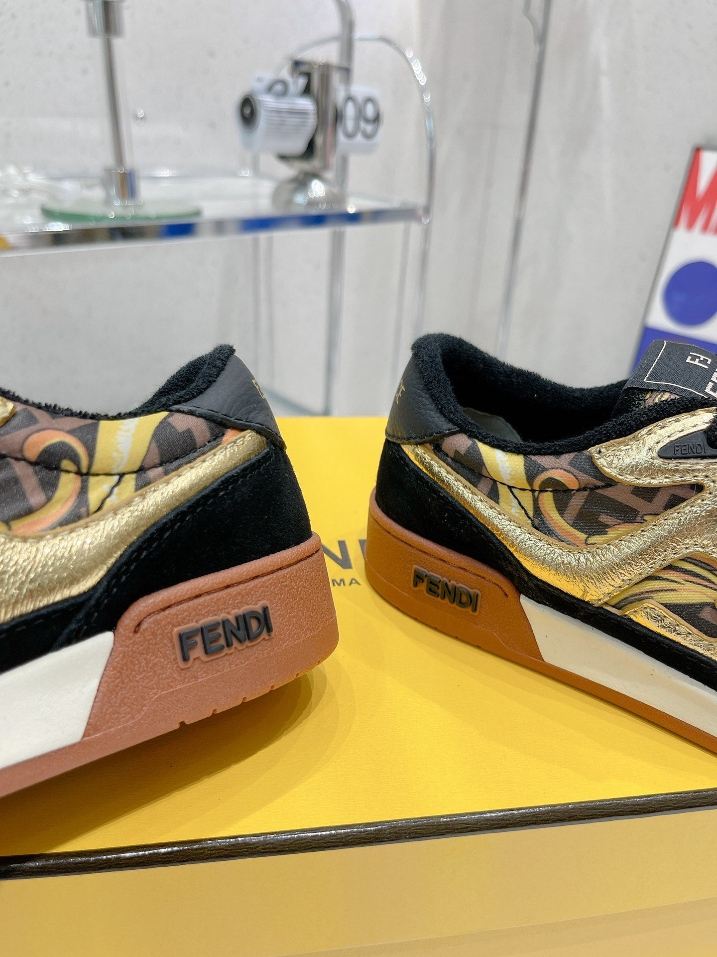 Luxury Shoes - FED - 586