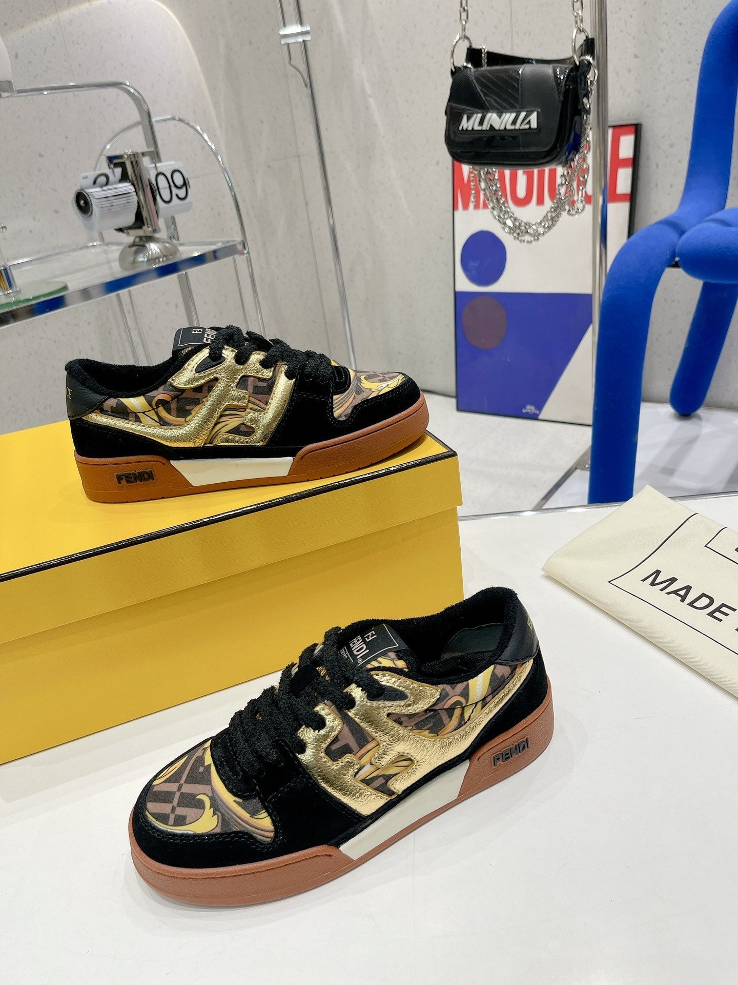 Luxury Shoes - FED - 586