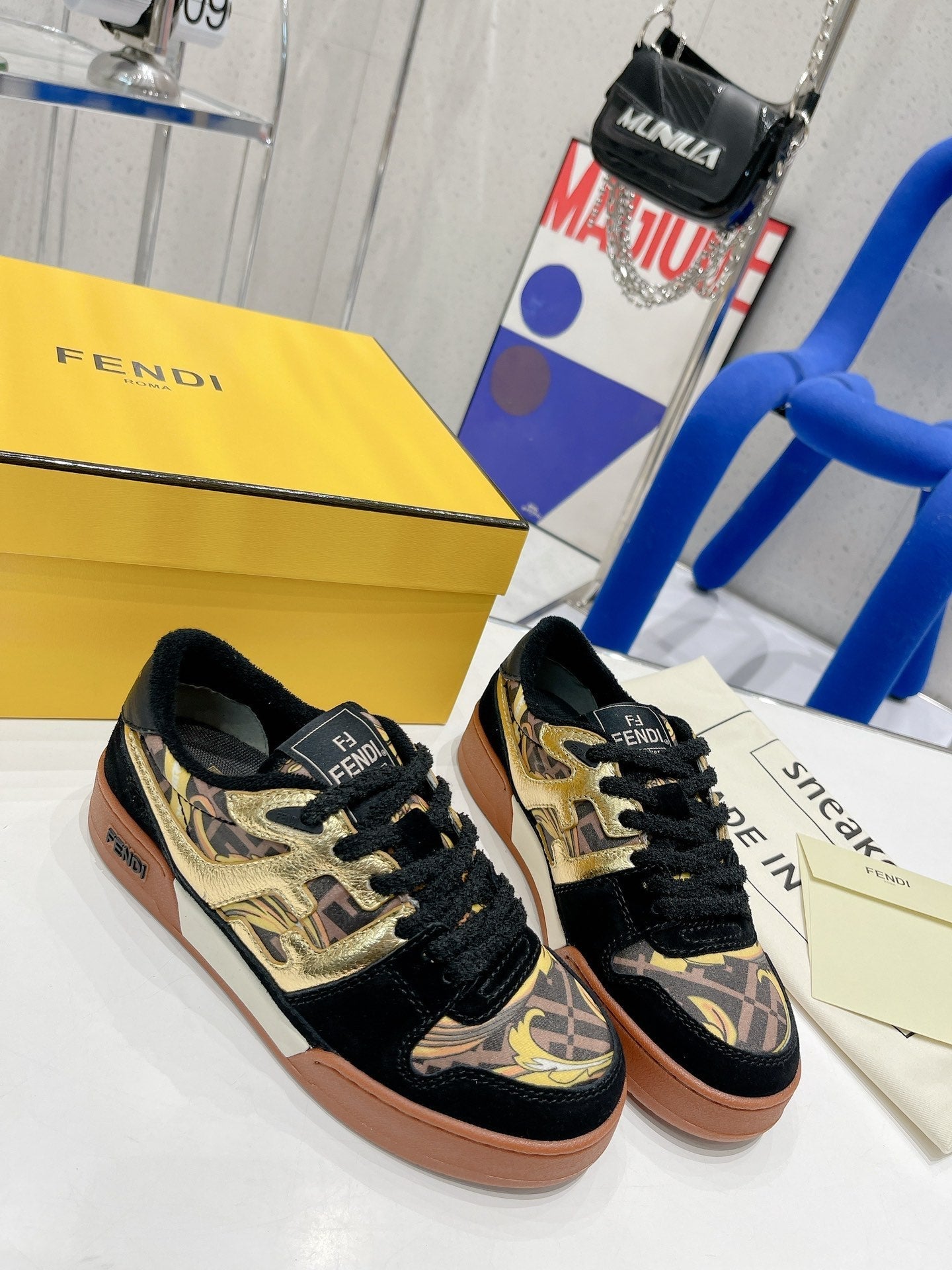 Luxury Shoes - FED - 586