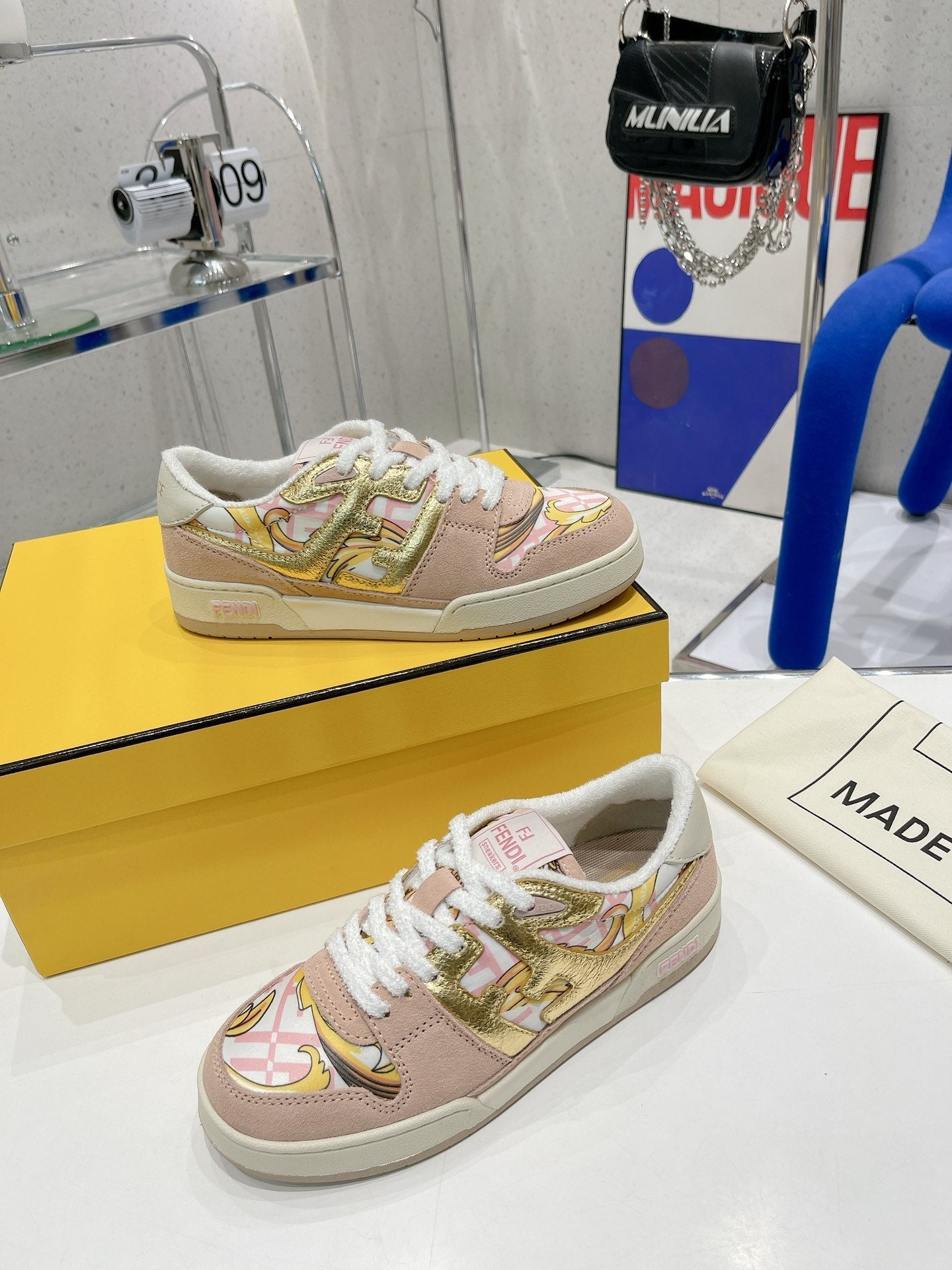 Luxury Shoes - FED - 587